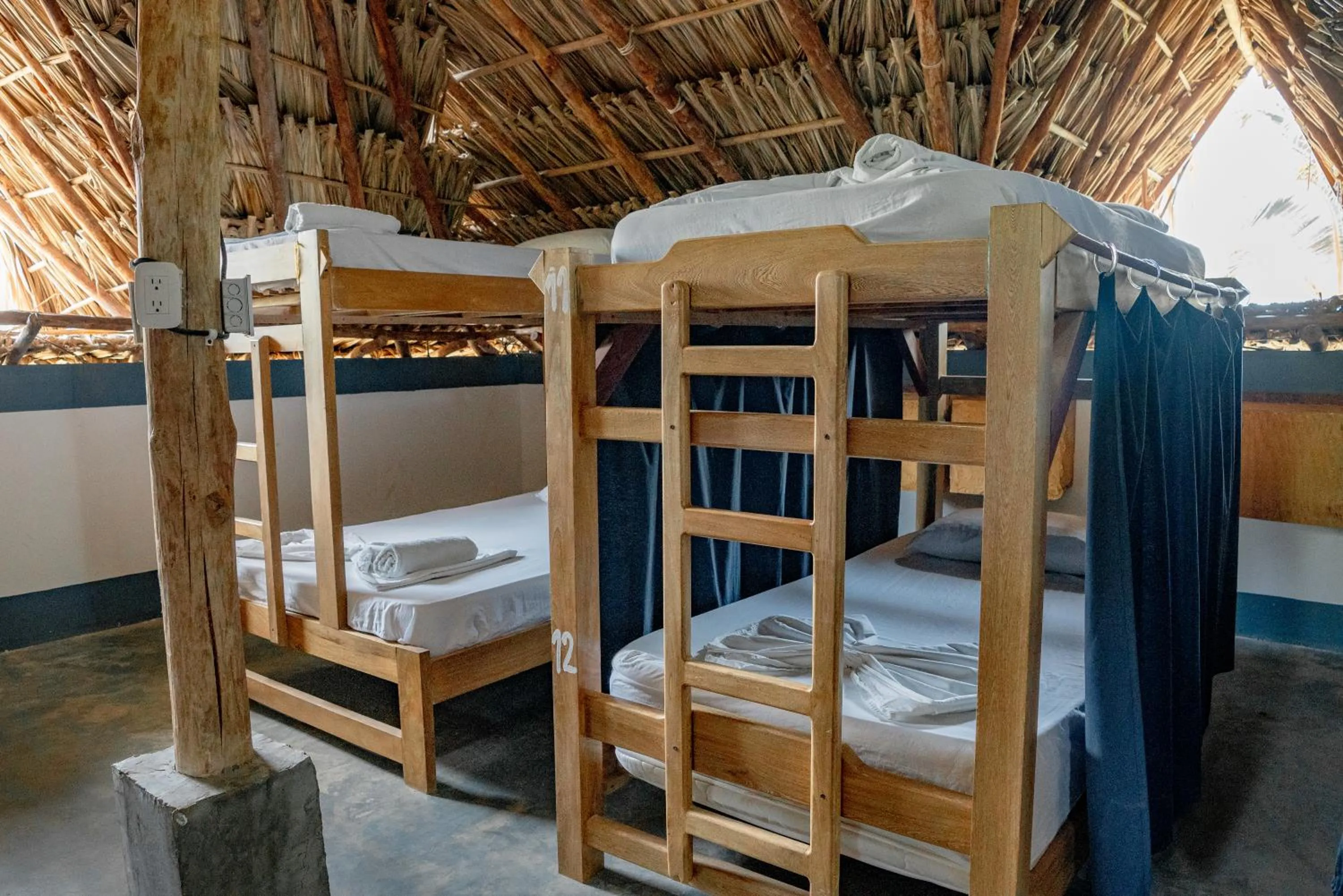 Photo of the whole room, Bed in La Playita Isla Fuerte