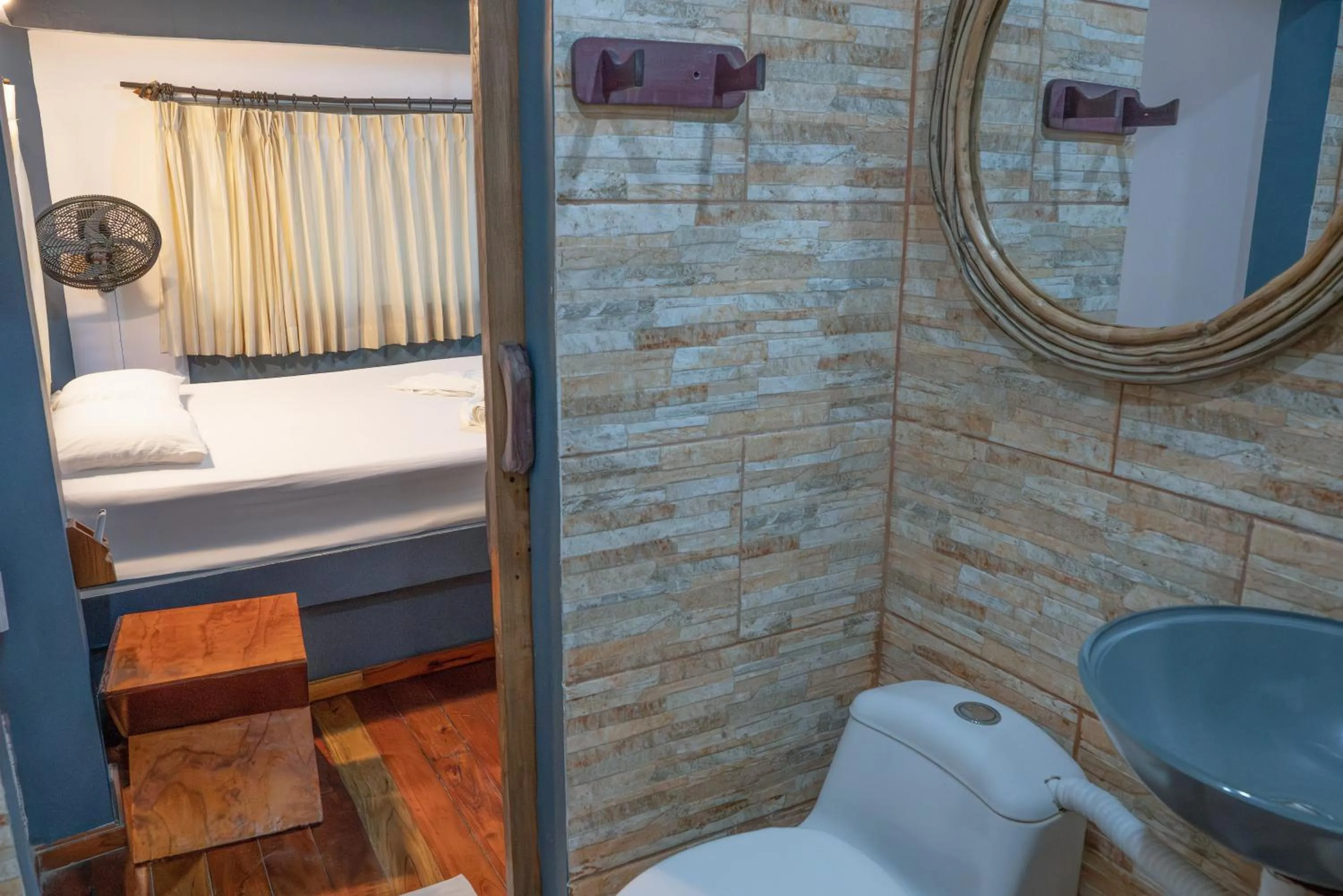 Bathroom in La Playita Isla Fuerte