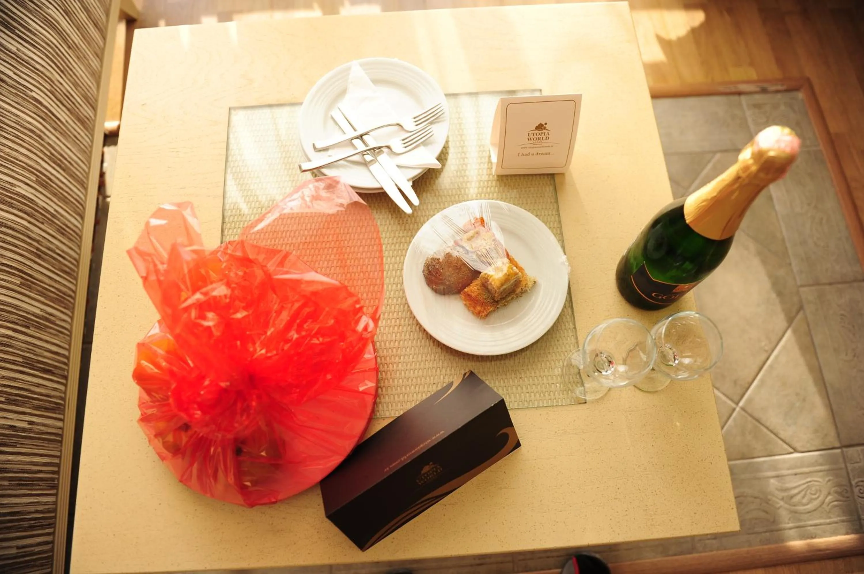 Food and drinks in Utopia World