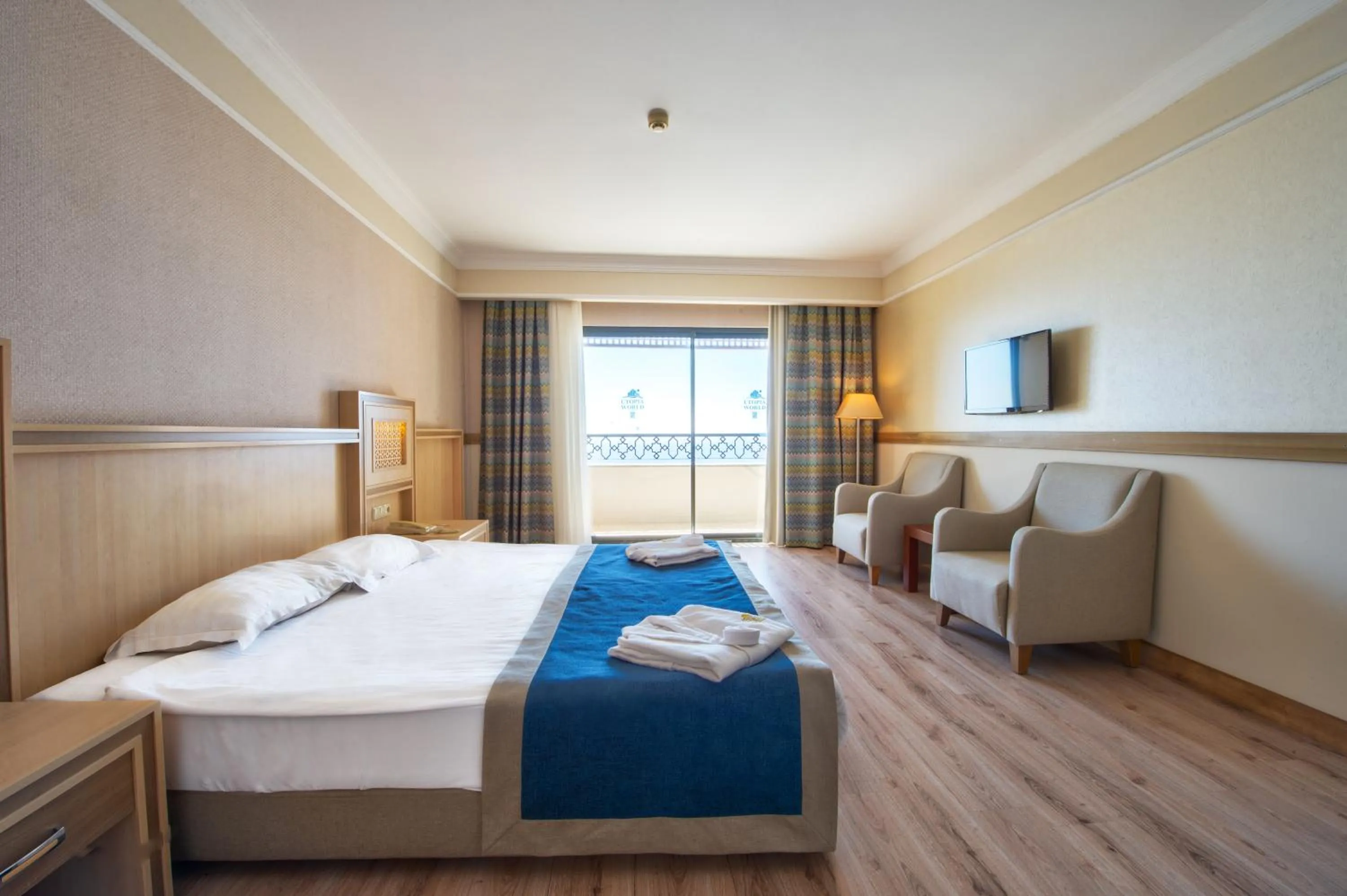 Property building, Bed in Utopia World