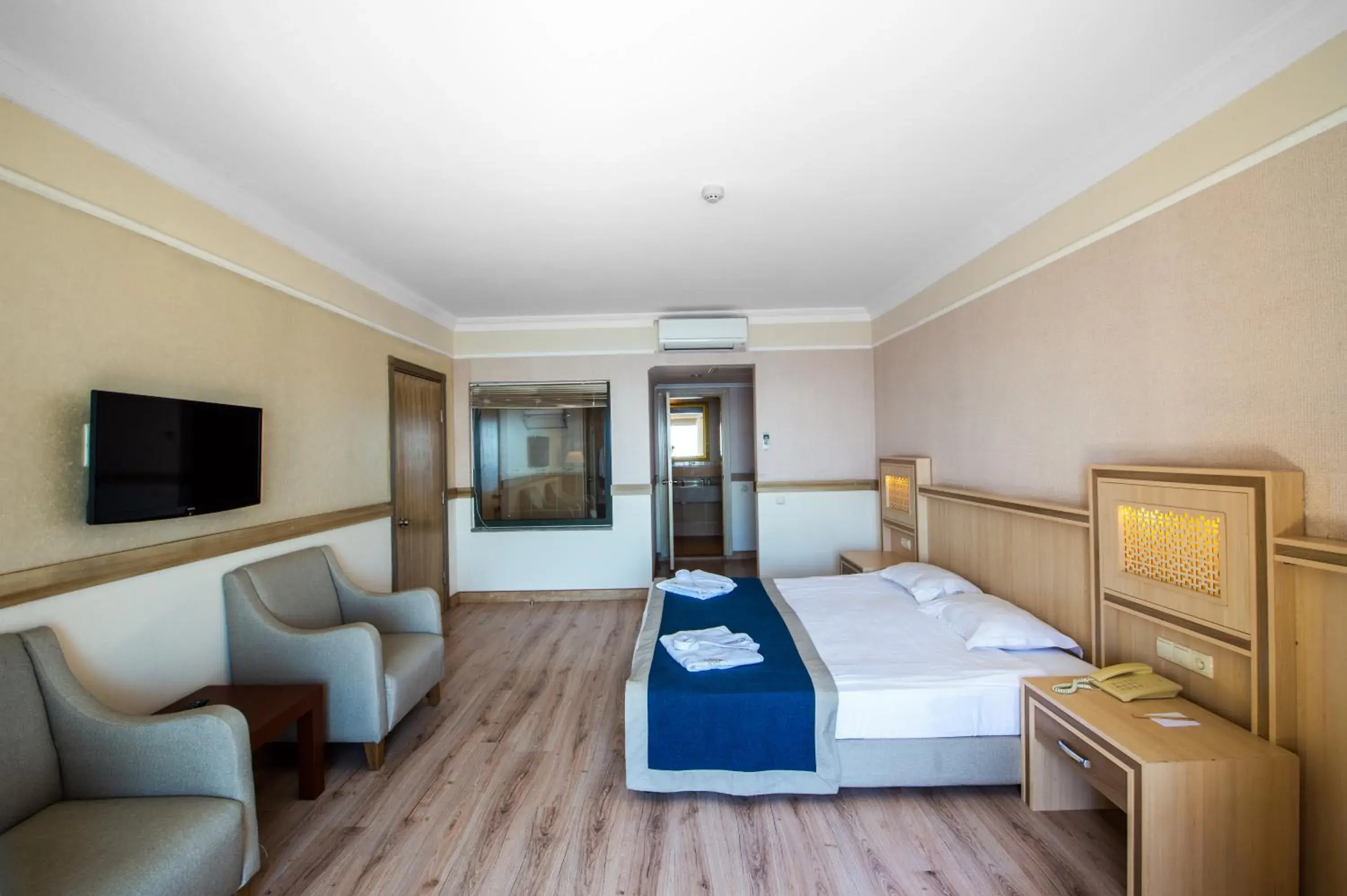 Property building, Bed in Utopia World Property building, Bed in Utopia World