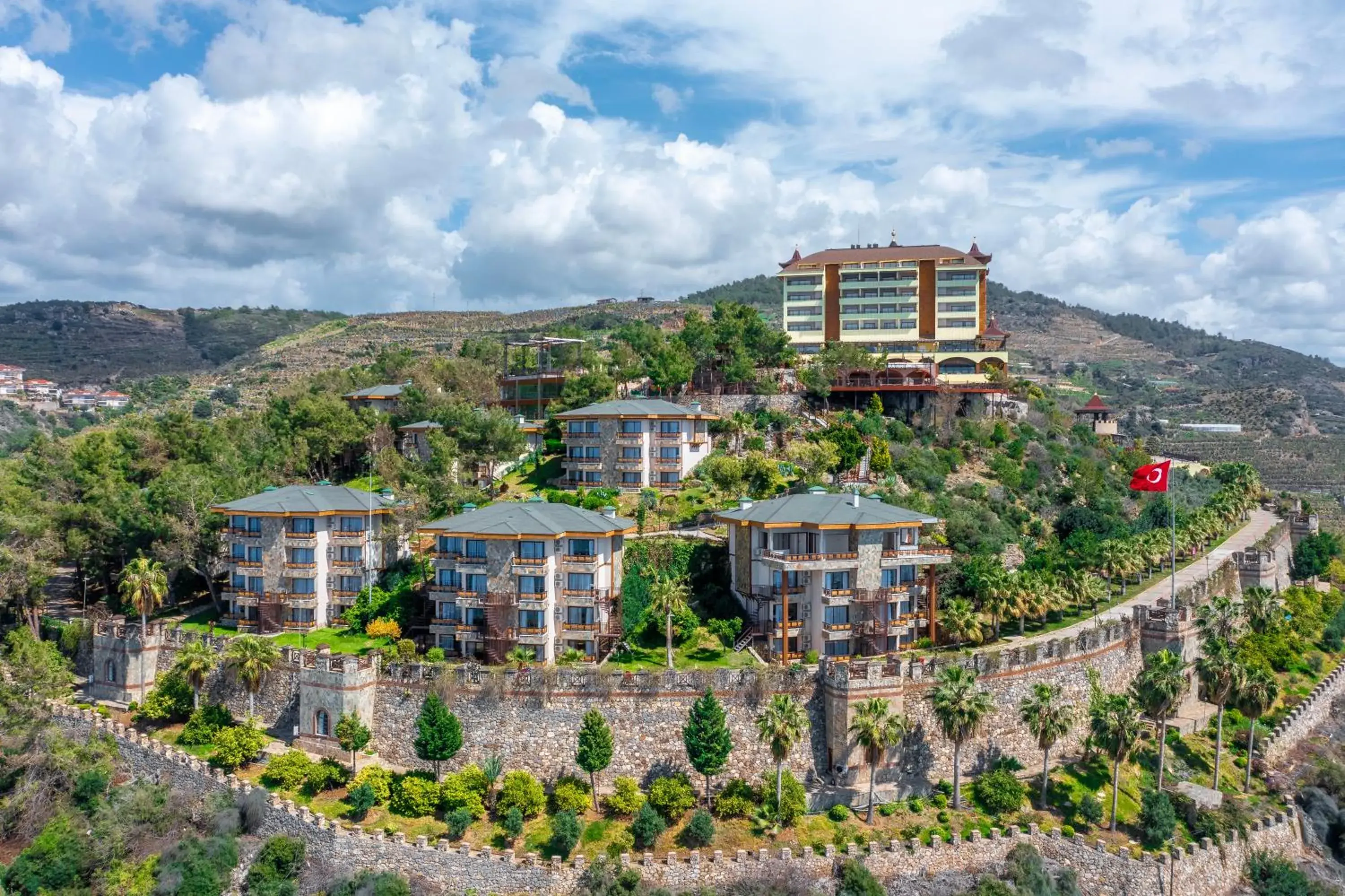 Property building in Utopia World Property building in Utopia World