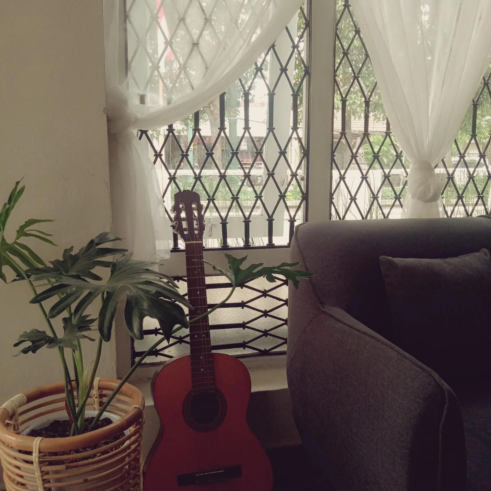 Seating area in The Bloomy House