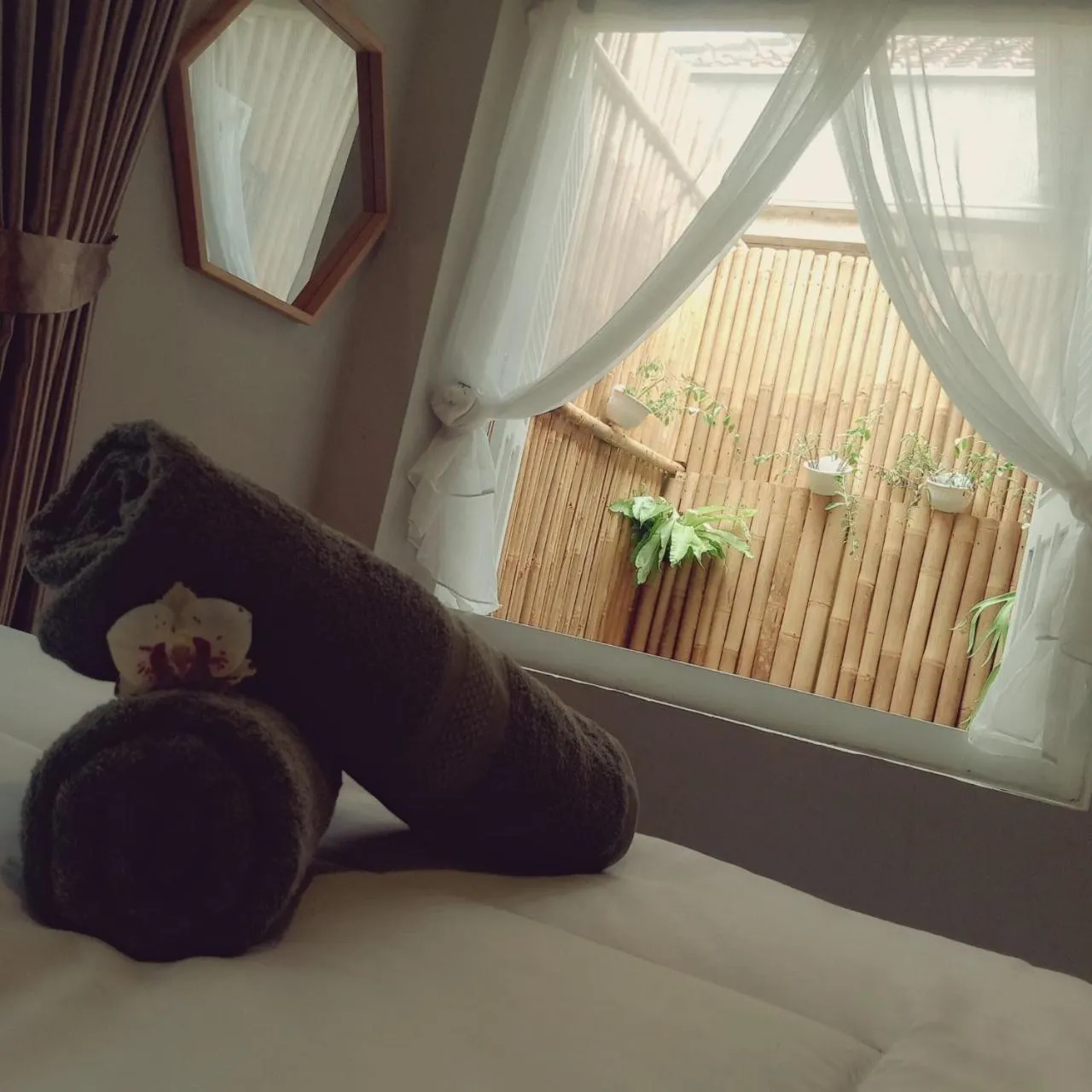 Bed in The Bloomy House