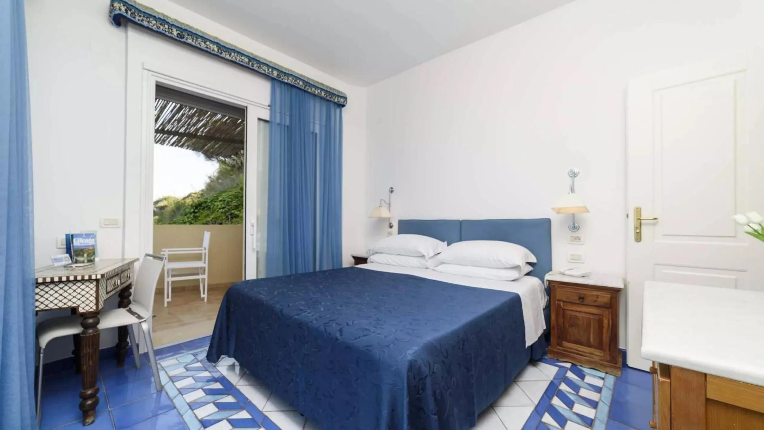 Bedroom, Bed in Grand Hotel San Pietro