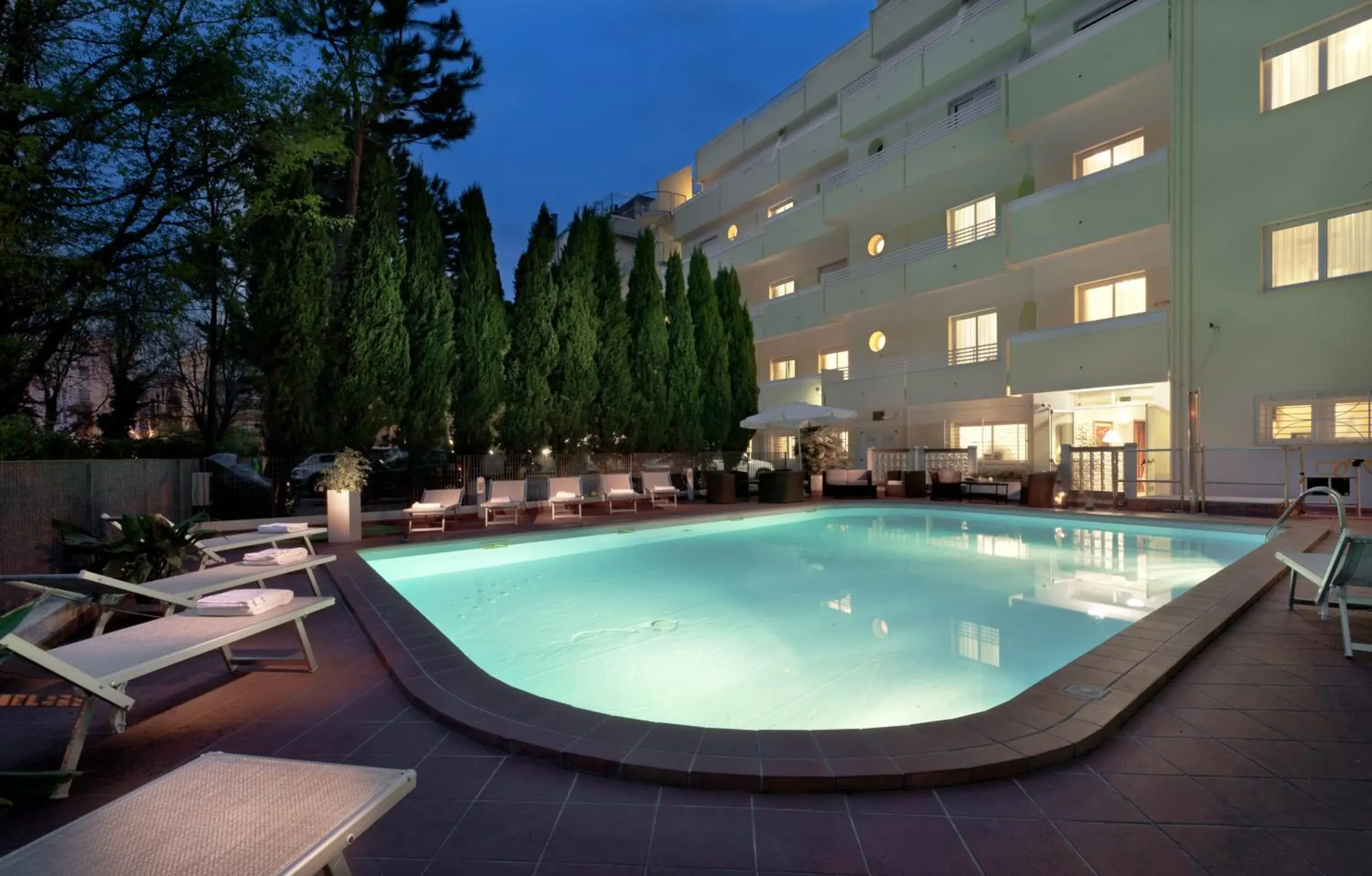 Pool view, Swimming Pool in Astoria Suite Hotel