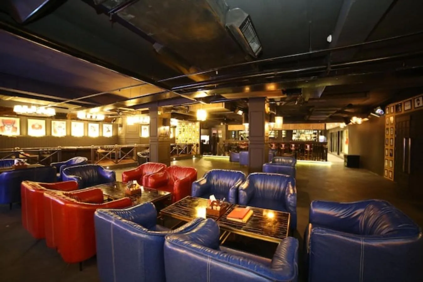 Lounge or bar in Dazzling