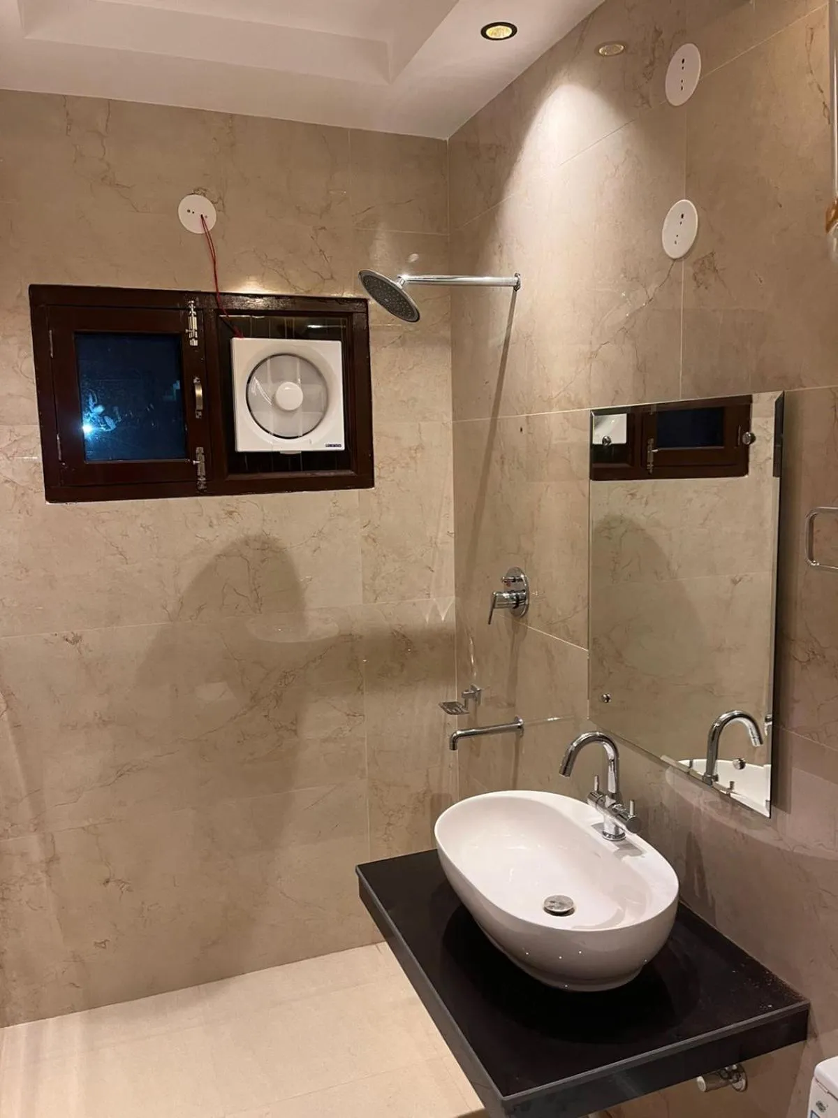 Bathroom in The Divine Oak Golden Leaf