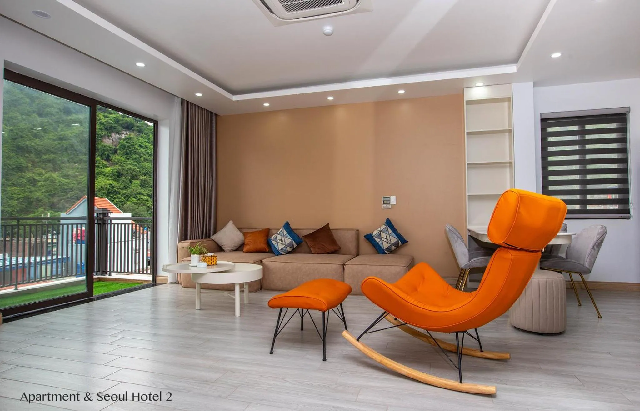 Day in Cat Ba Seoul 2 Hotel & Apartment