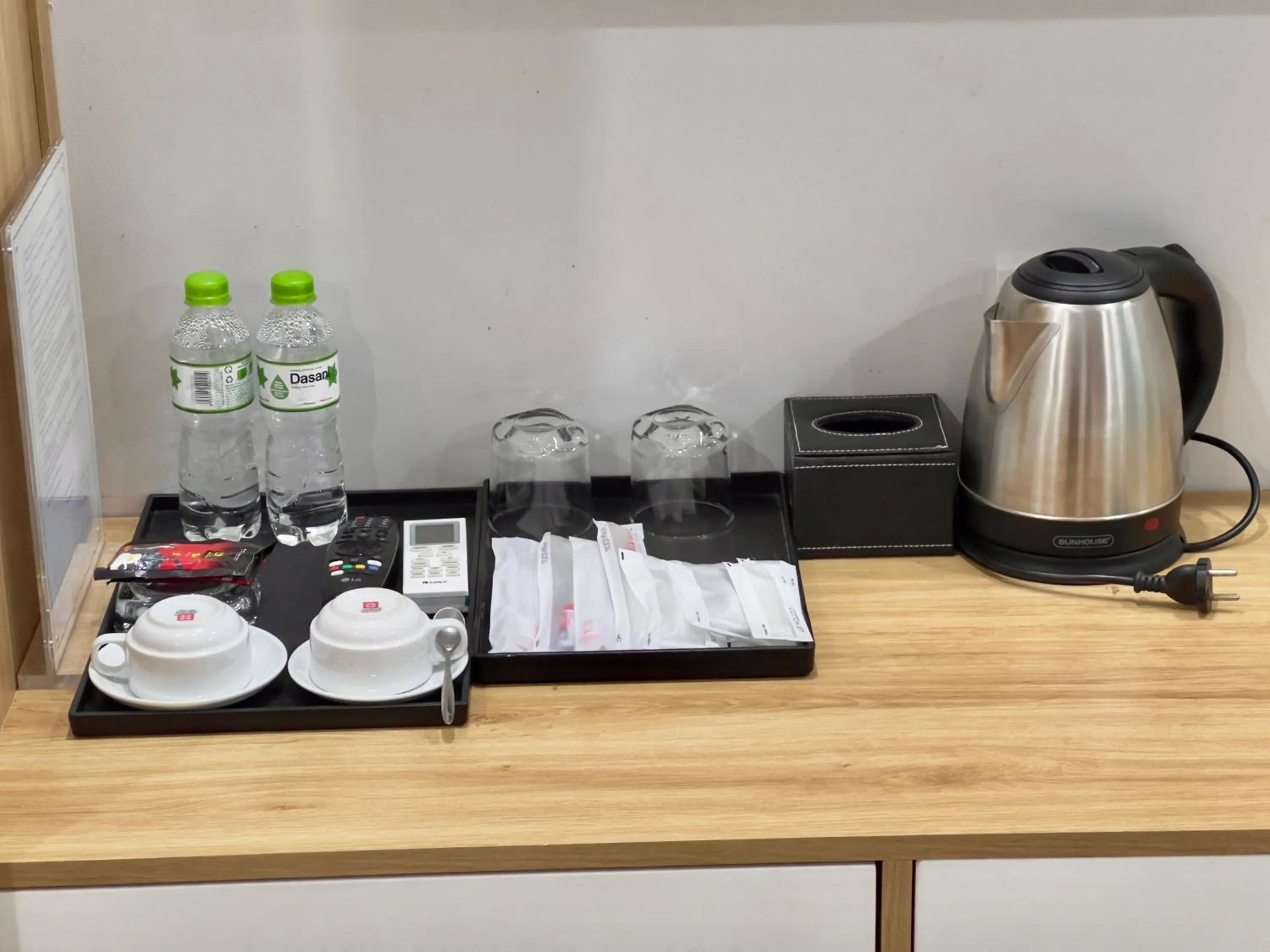 Coffee/tea facilities in Cat Ba Seoul 2 Hotel & Apartment