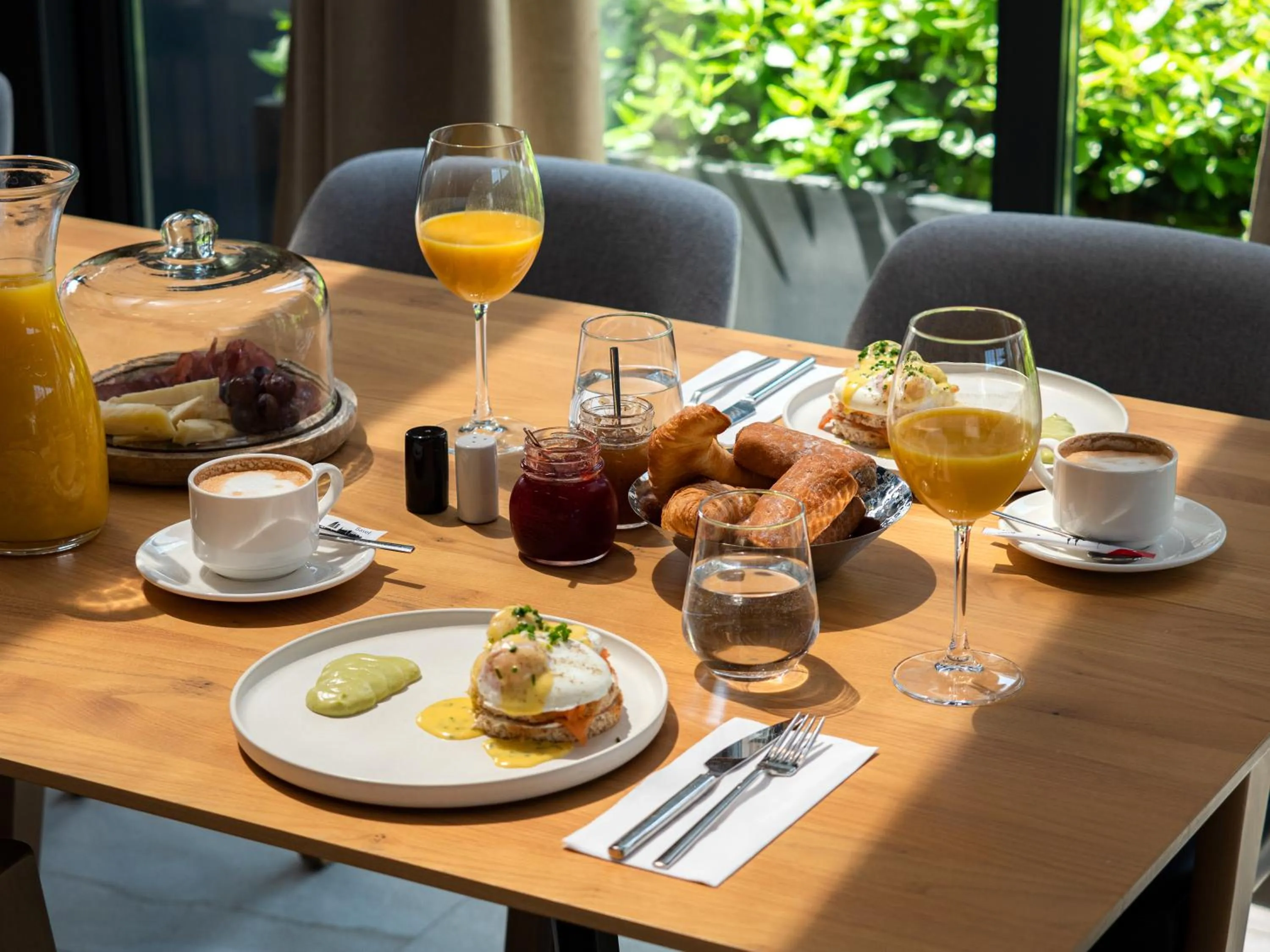 Food and drinks in LMS - La Maison Suisse - Döttingen