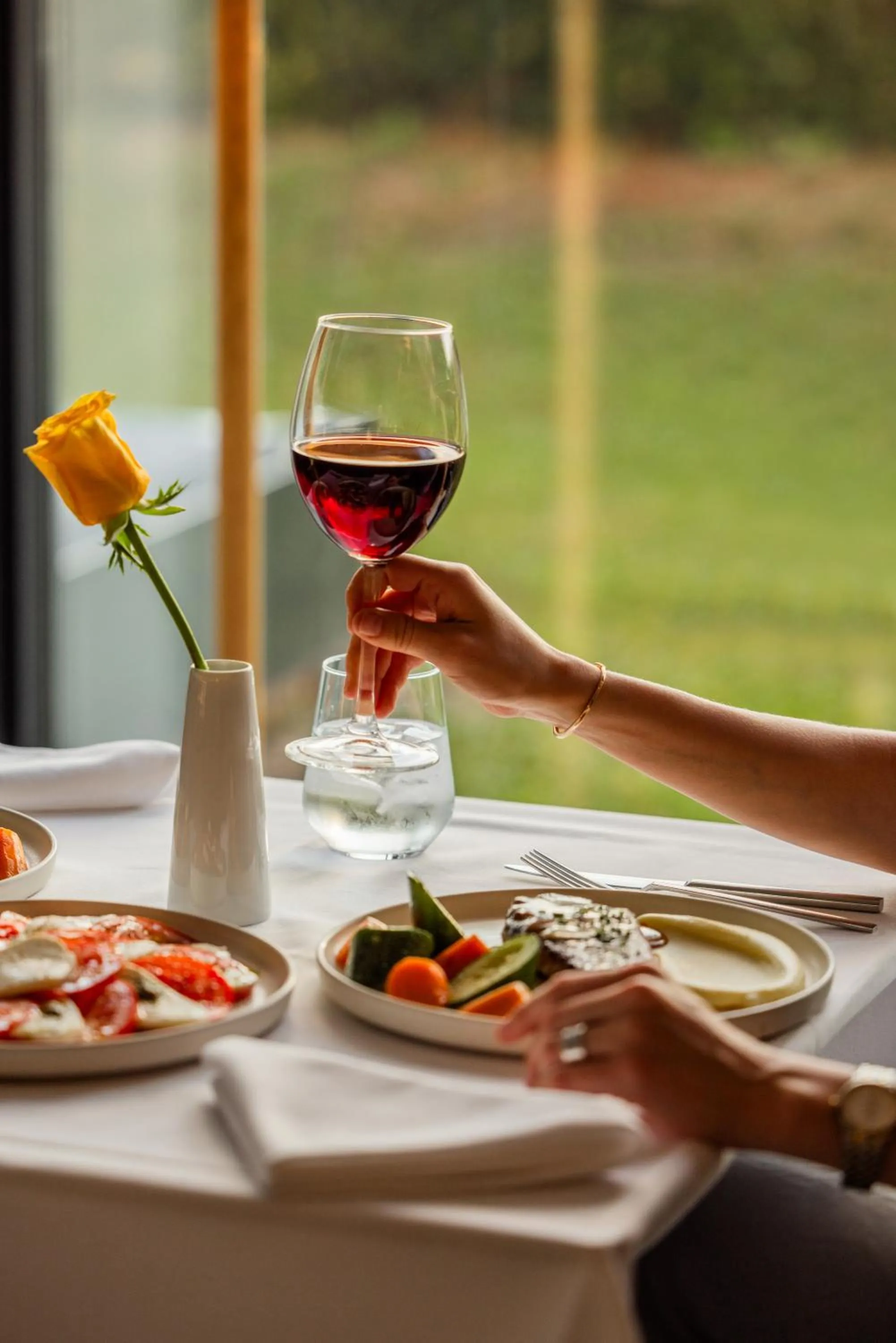 Food and drinks in LMS - La Maison Suisse - Döttingen