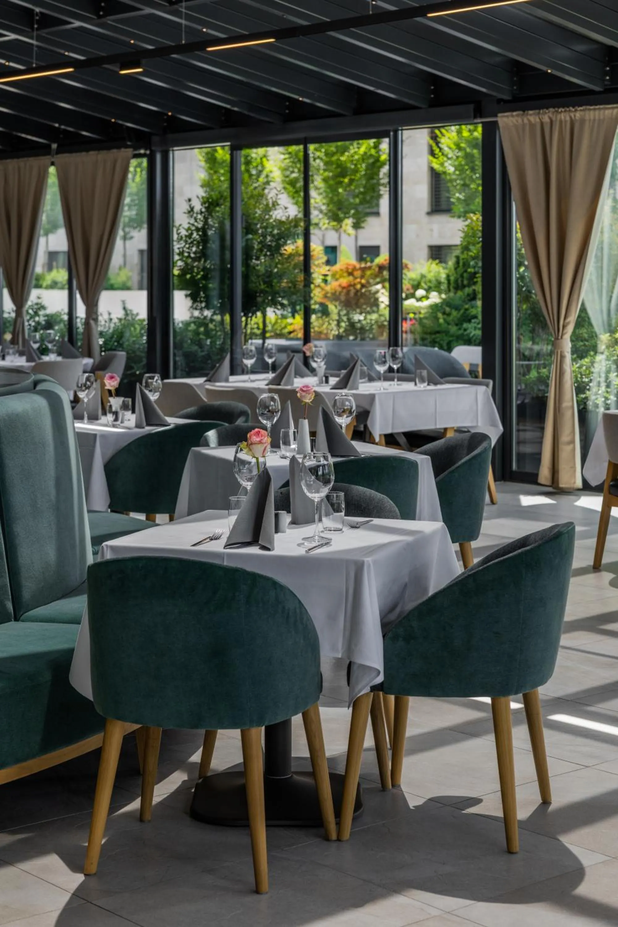 Restaurant/places to eat in LMS - La Maison Suisse - Döttingen