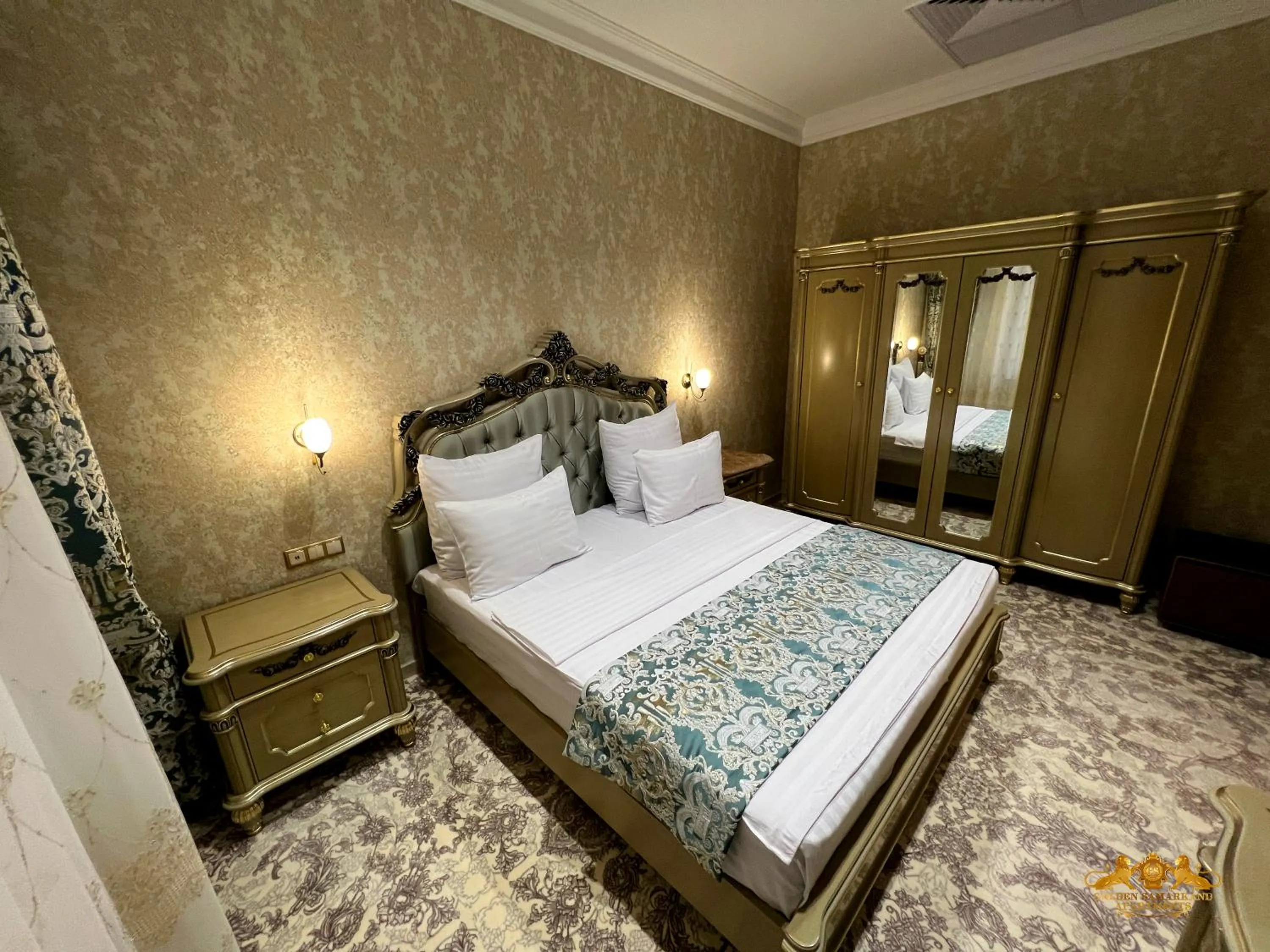 Bedroom, Bed in Golden Samarkand Hotel