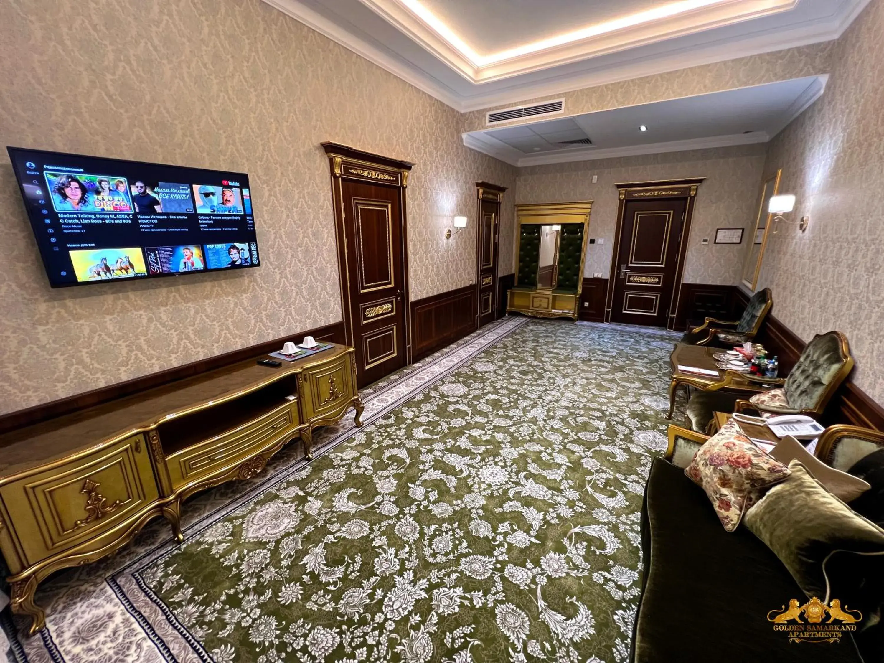 King Suite with Spa Bath in Golden Samarkand Hotel King Suite with Spa Bath in Golden Samarkand Hotel