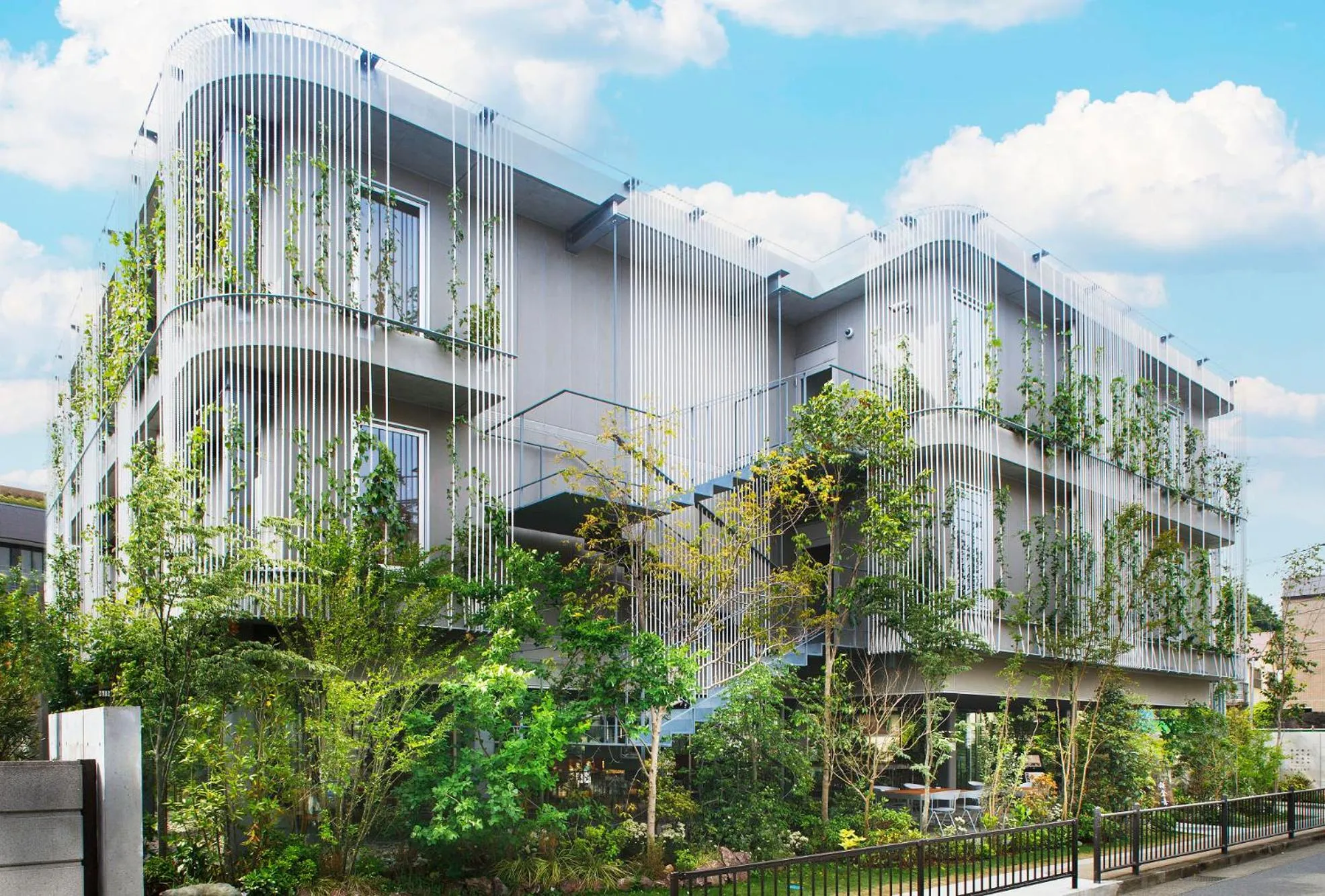 Property building in kamakura seizan