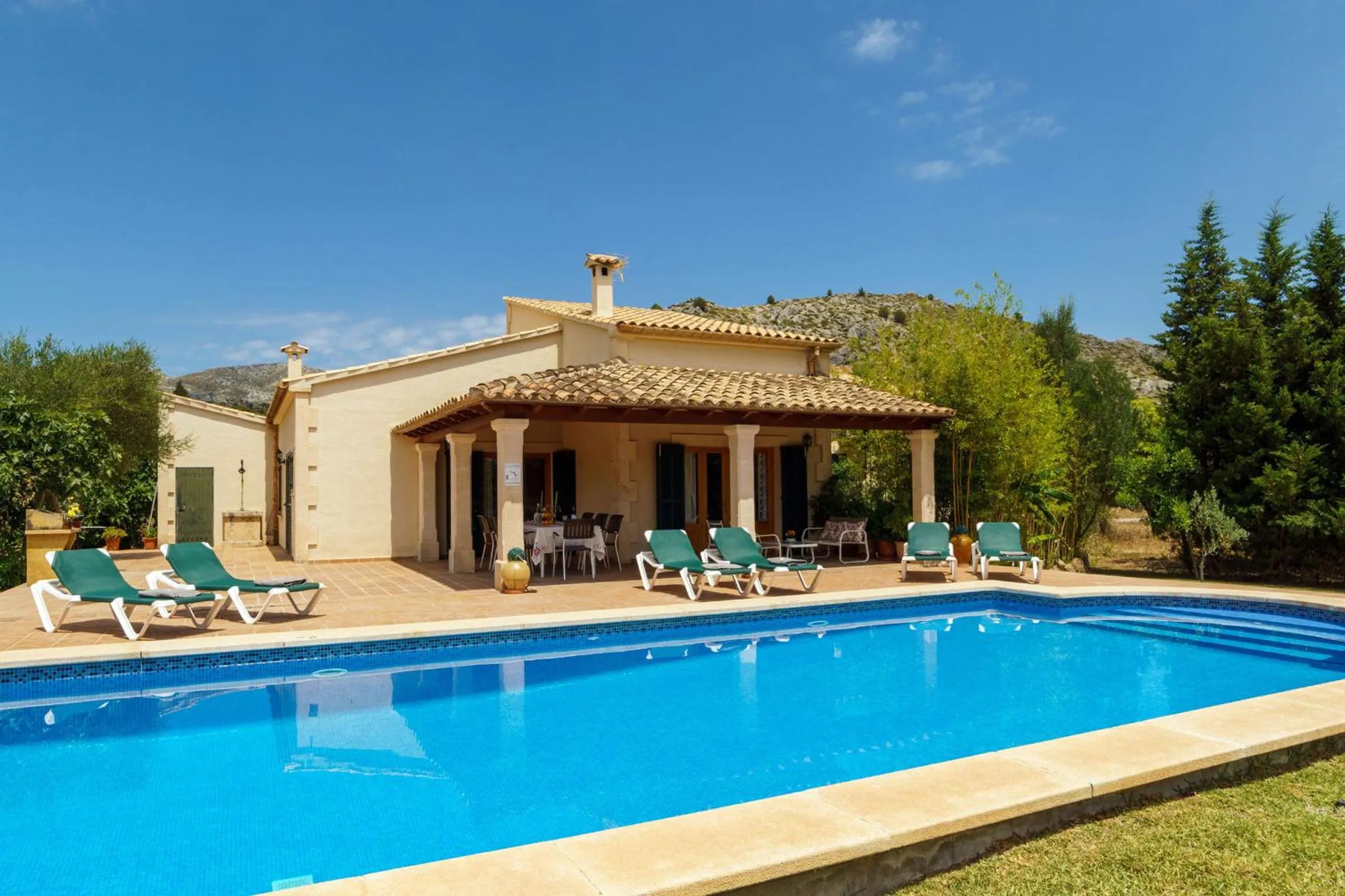 Villa Punta Colet