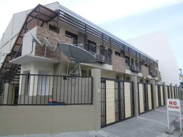 CASA DEL ROQUE CASA DEL ROQUE