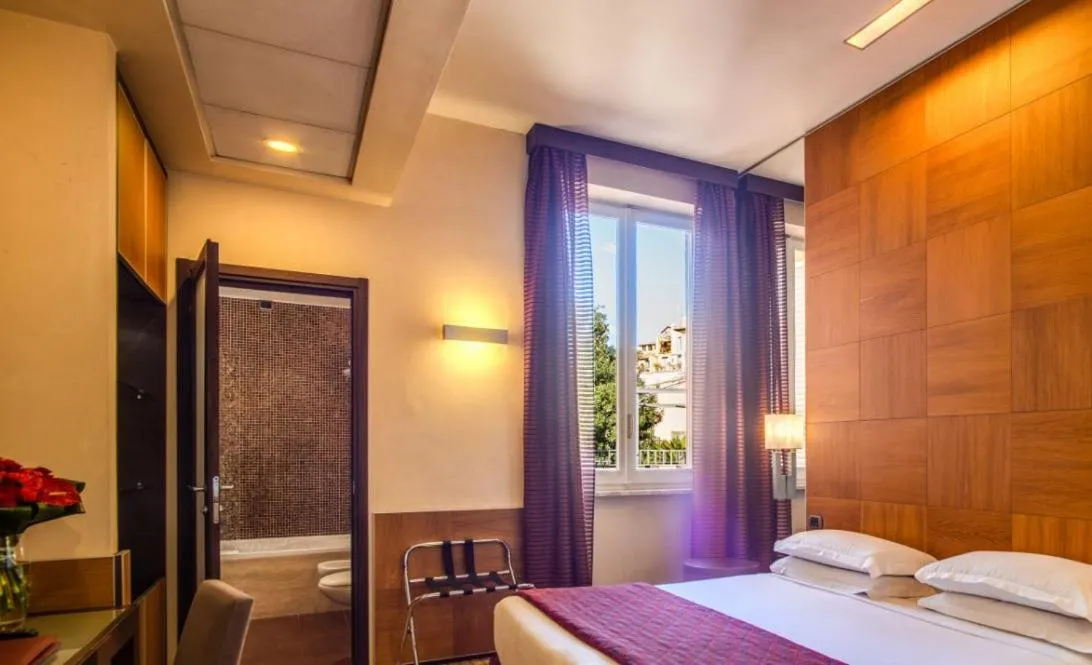 Photo of the whole room, Bed in Kolbe Hotel Rome