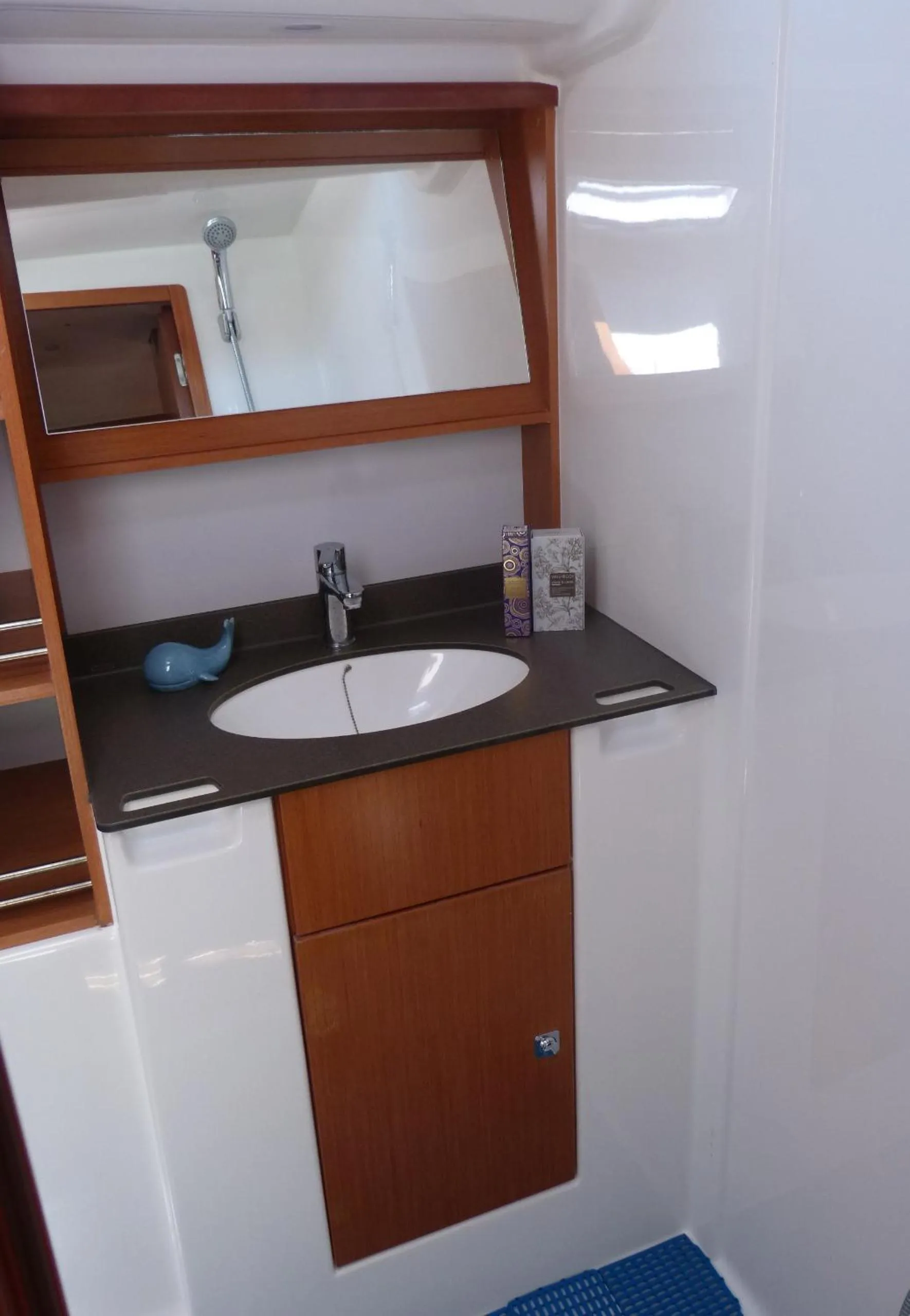 Bathroom in Le Volte Procida Home