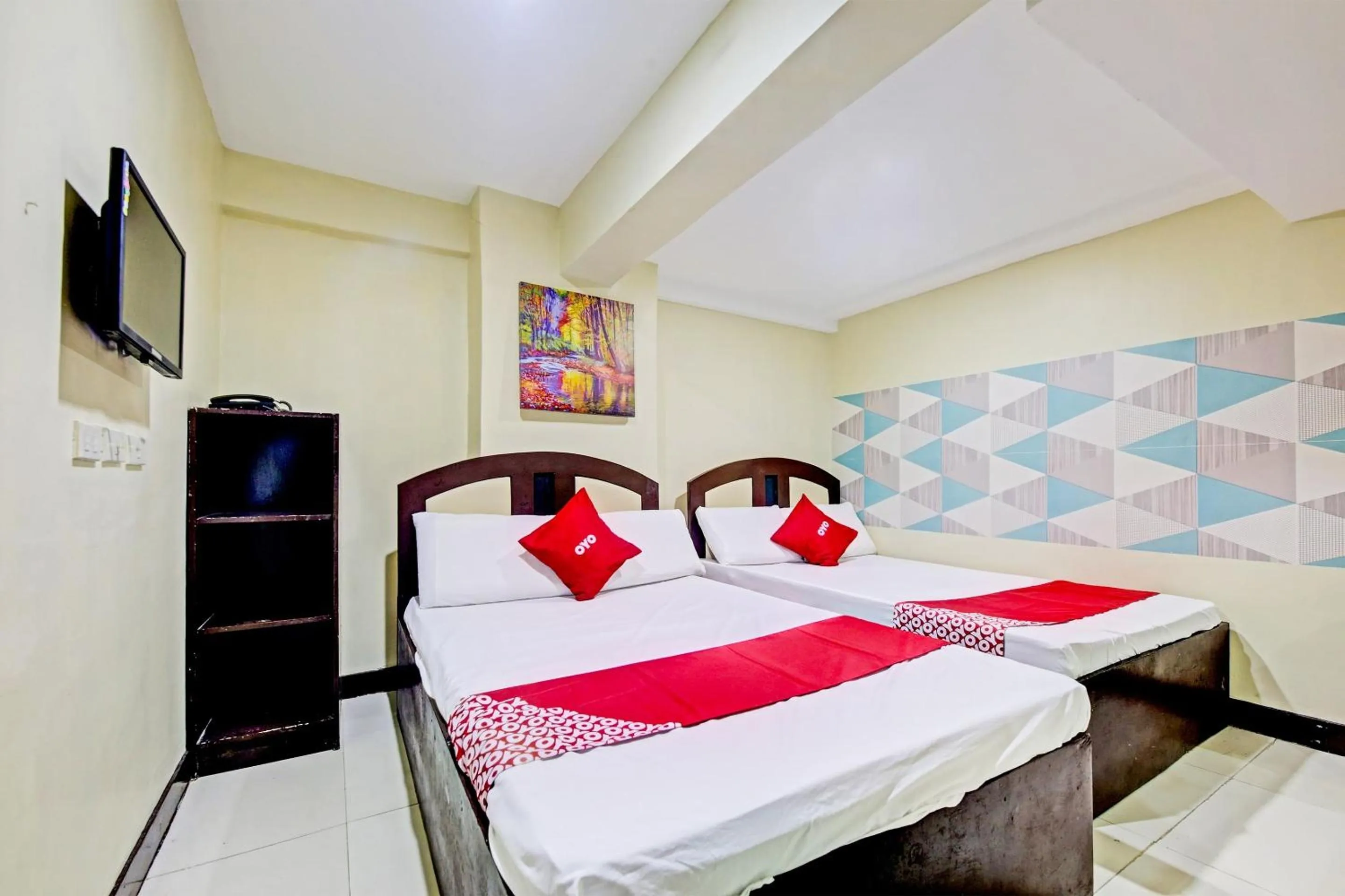 Bedroom, Bed in OYO 894 Cosmo Hotel P Campa Manila