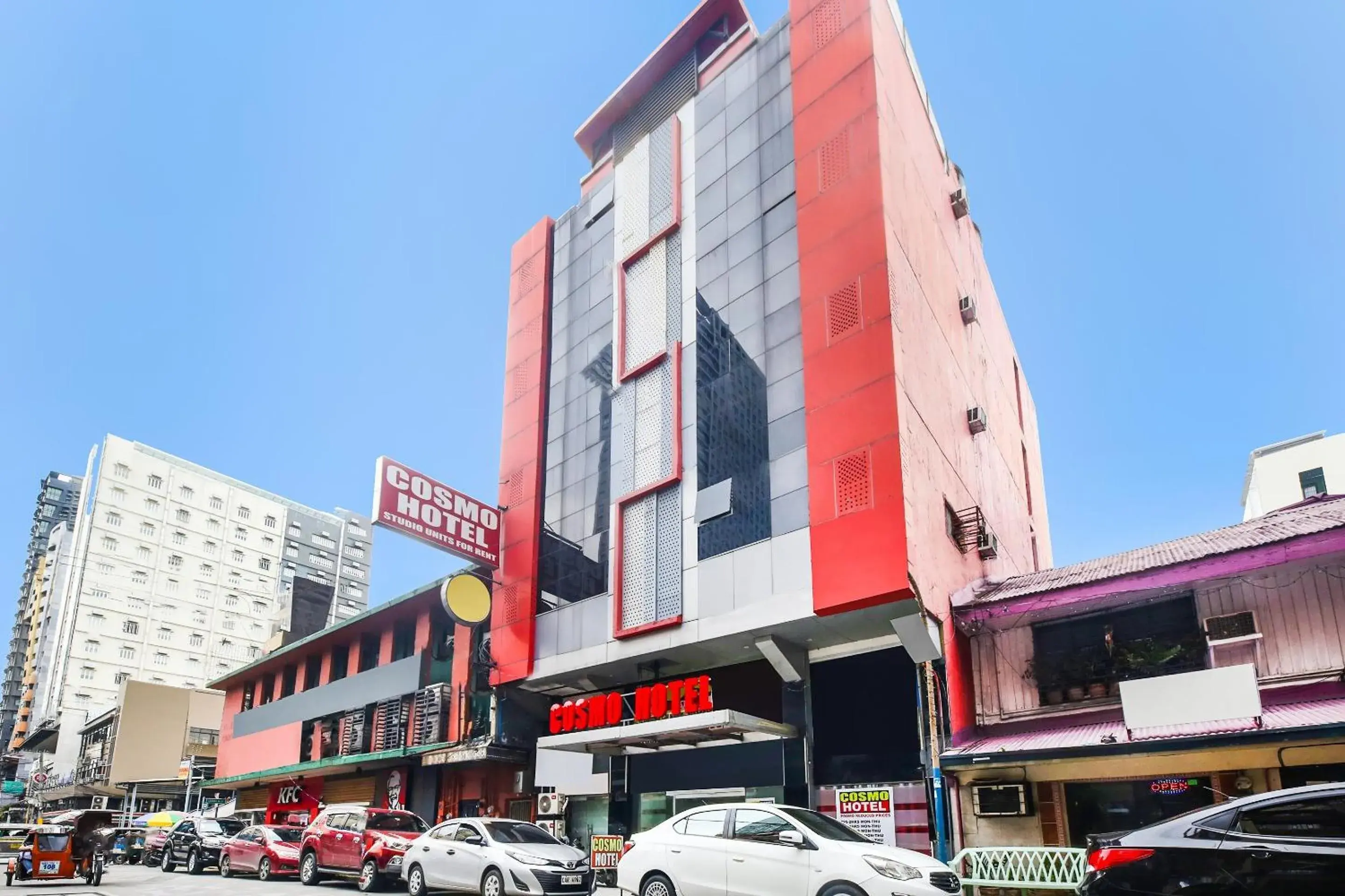 Facade/entrance in OYO 894 Cosmo Hotel P Campa Manila Facade/entrance in OYO 894 Cosmo Hotel P Campa Manila