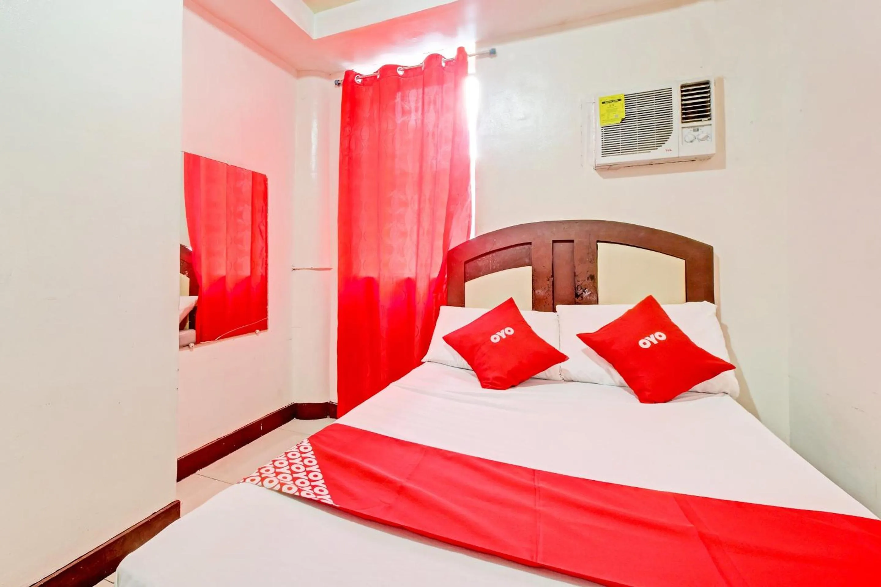 Bedroom, Bed in OYO 894 Cosmo Hotel P Campa Manila