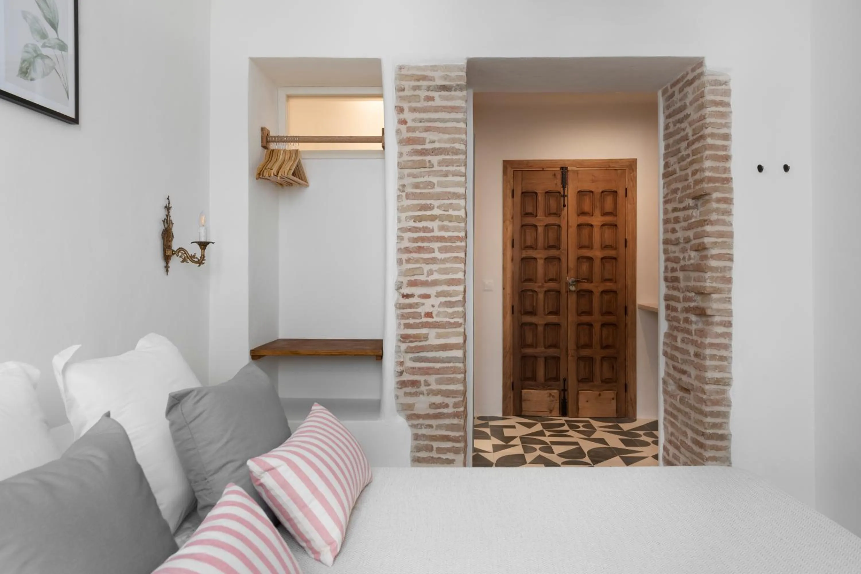 Bedroom, Bed in La AMARA Farah - en el casco antiguo de Frigiliana