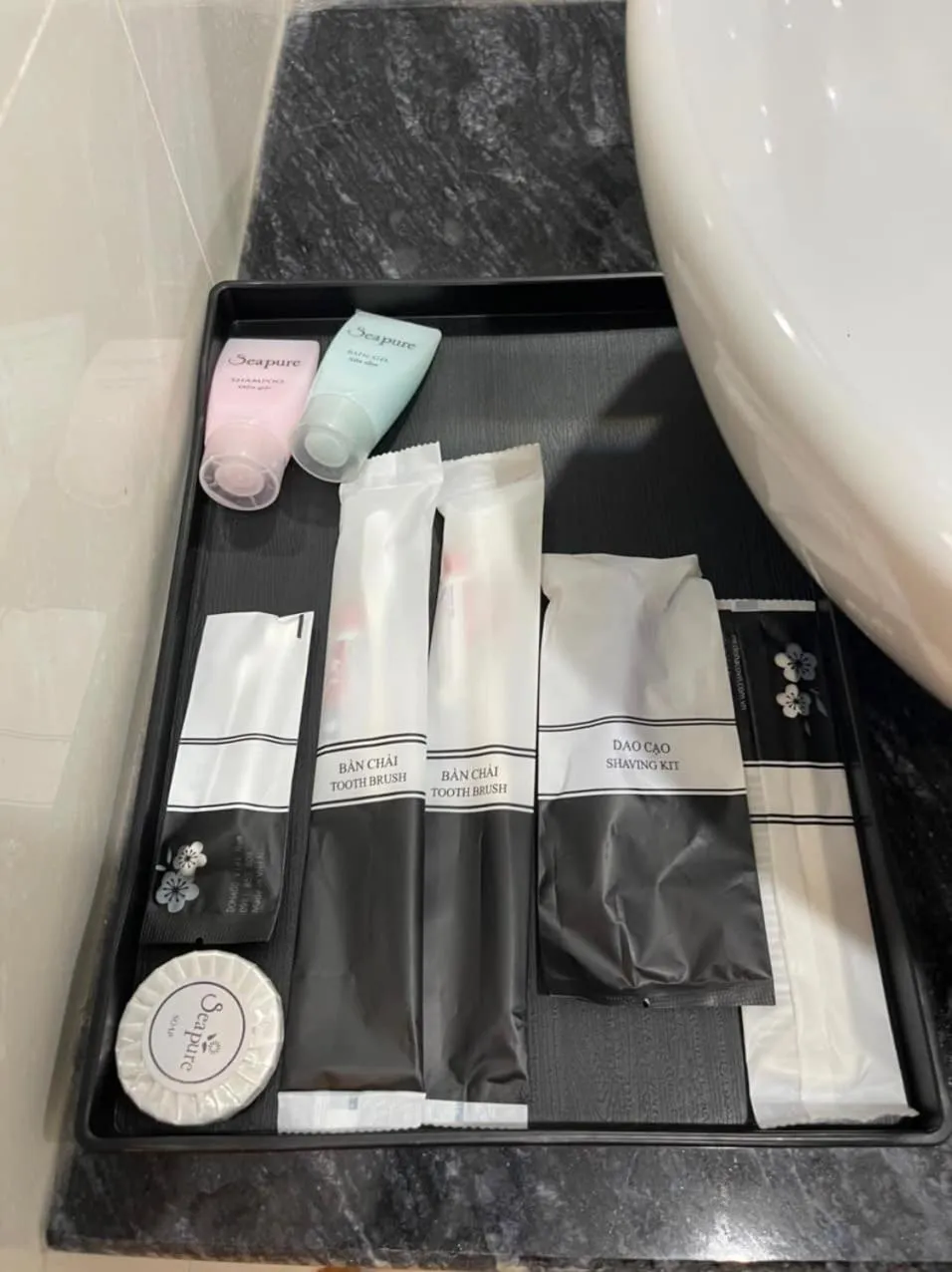 Khách sạn Thiên Đường - Paradise Hotel