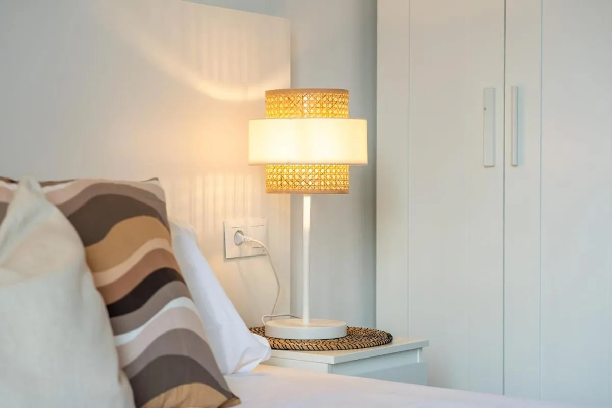 Bed in Lodging Apartments Liceu G1