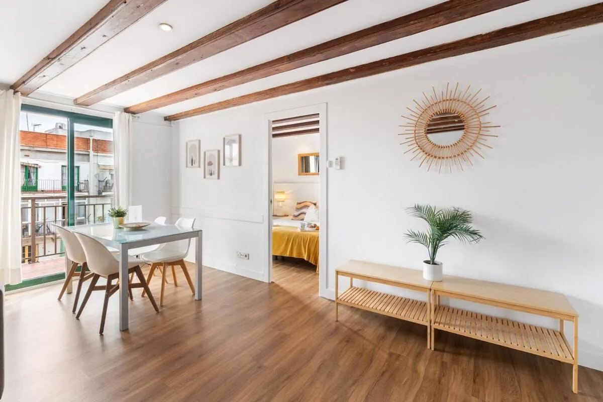 Bed in Lodging Apartments Liceu G1