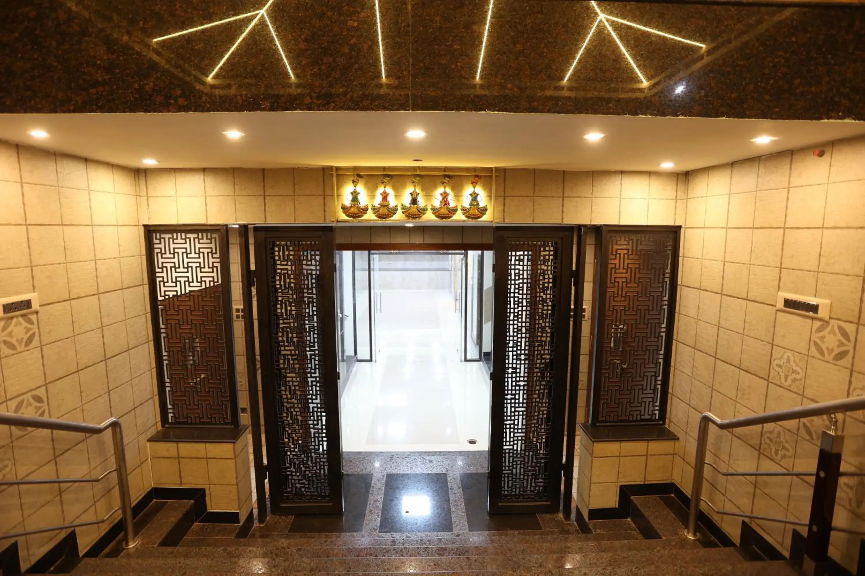 Facade/entrance in Minas Manor Facade/entrance in Minas Manor