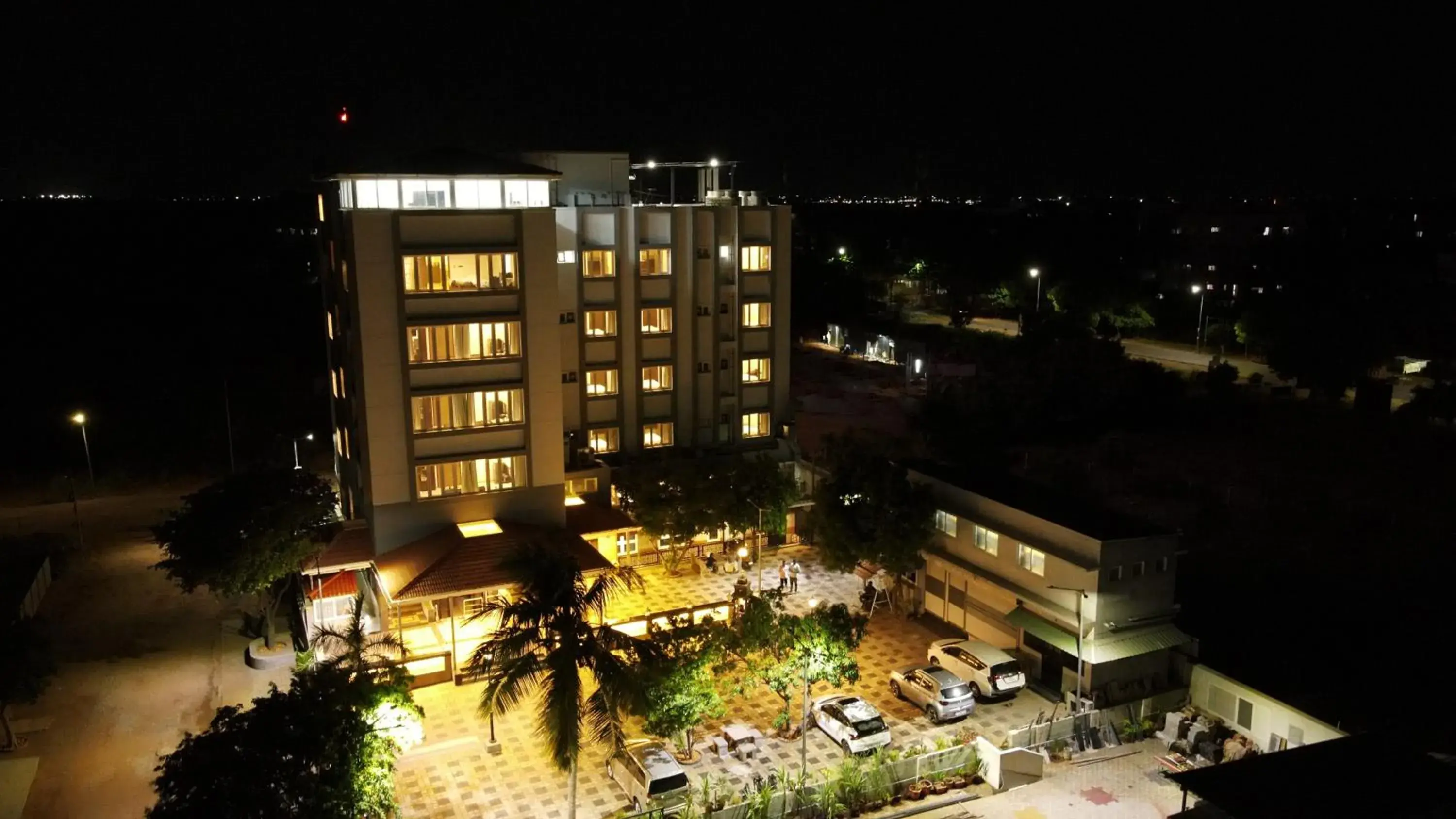 Property building in Minas Manor Property building in Minas Manor