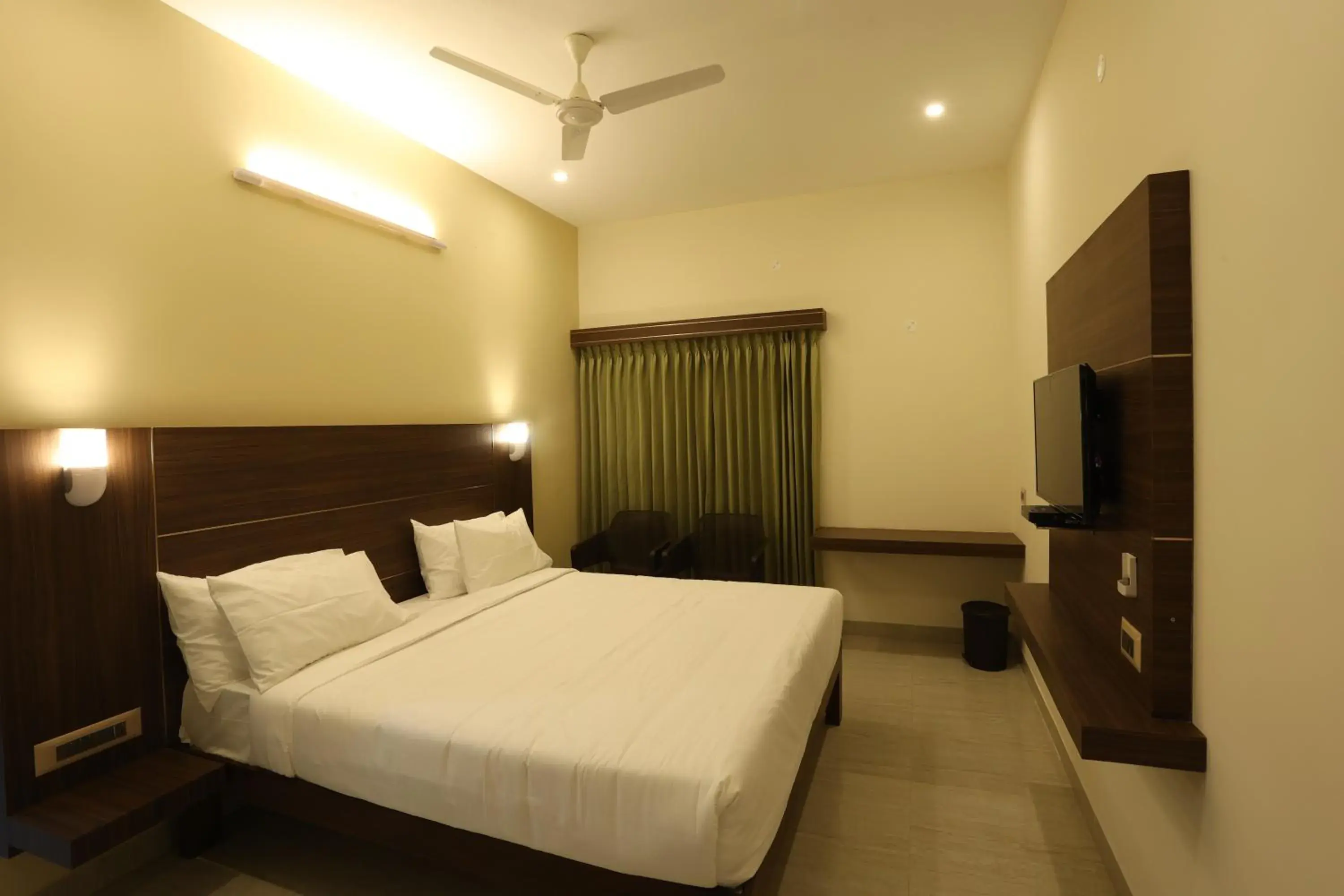 King Room - single occupancy in Minas Manor King Room - single occupancy in Minas Manor