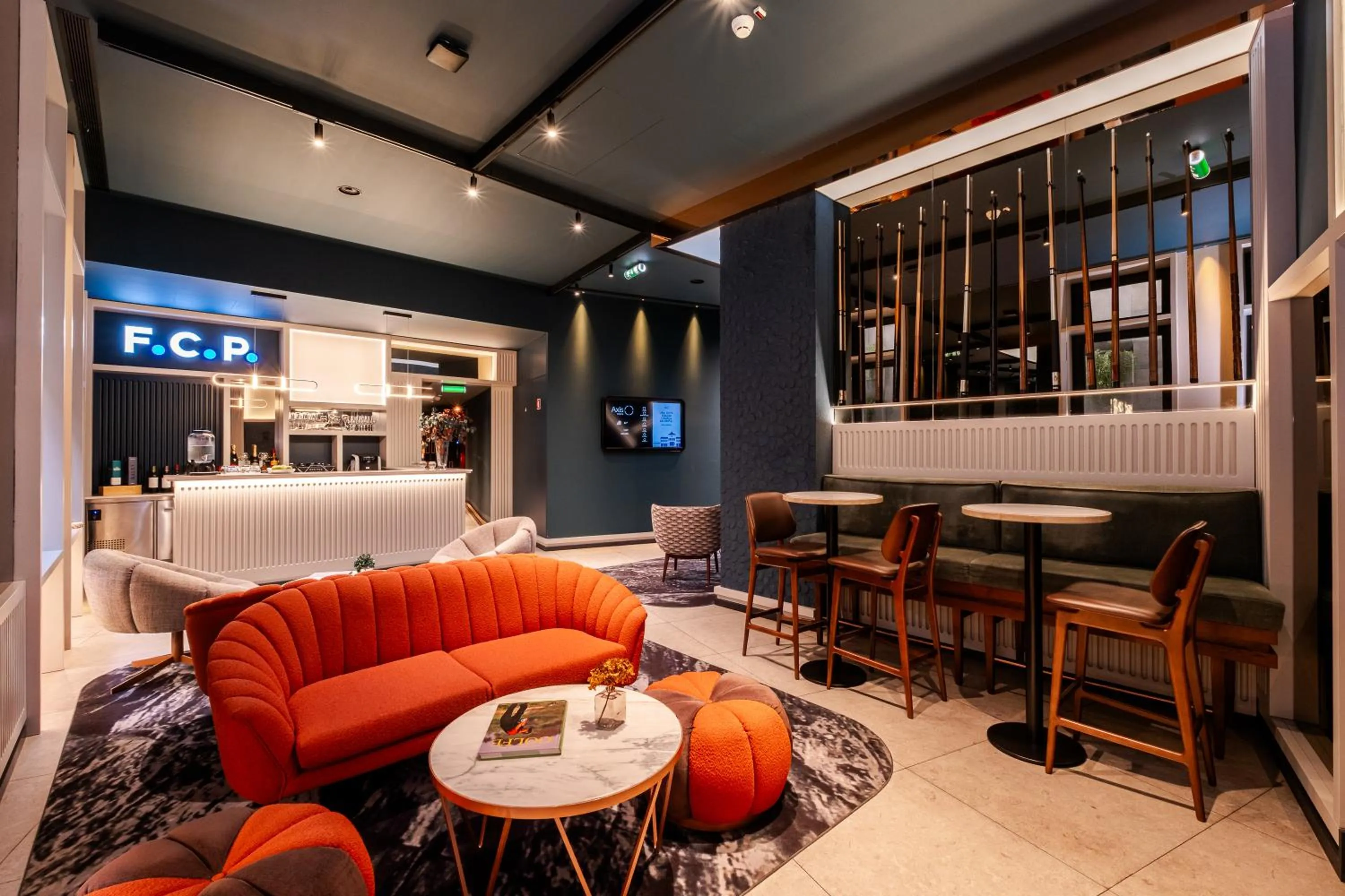 Lobby or reception in Axis Porto Club Aliados