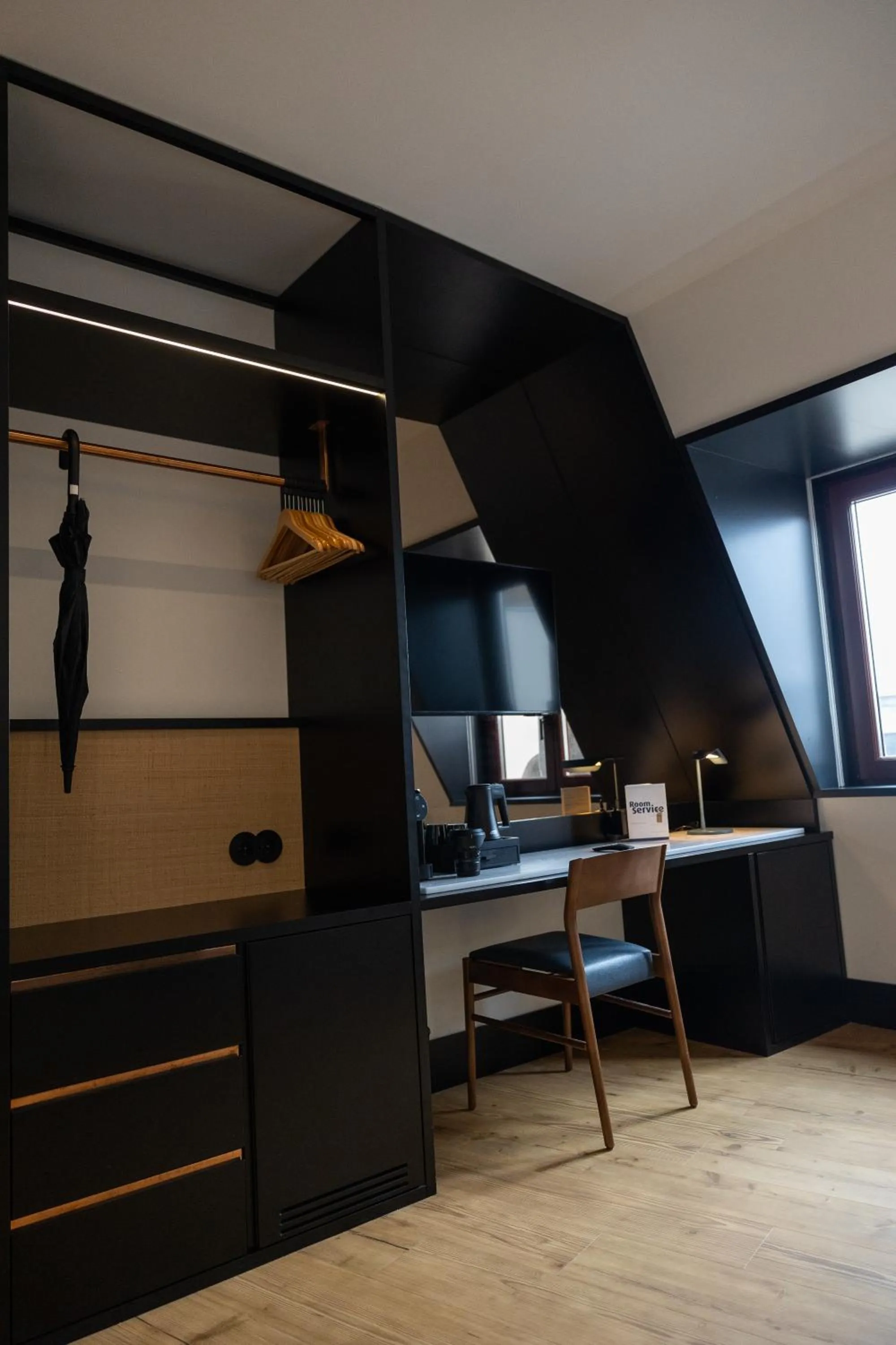 hair dresser in Axis Porto Club Aliados