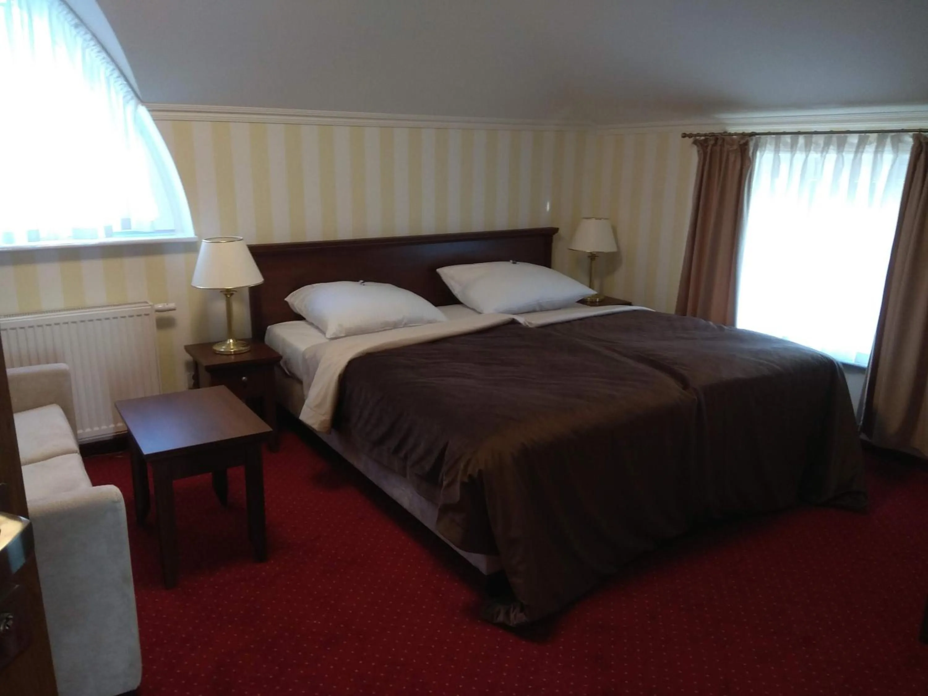 Bed in Dworek Hetmanski