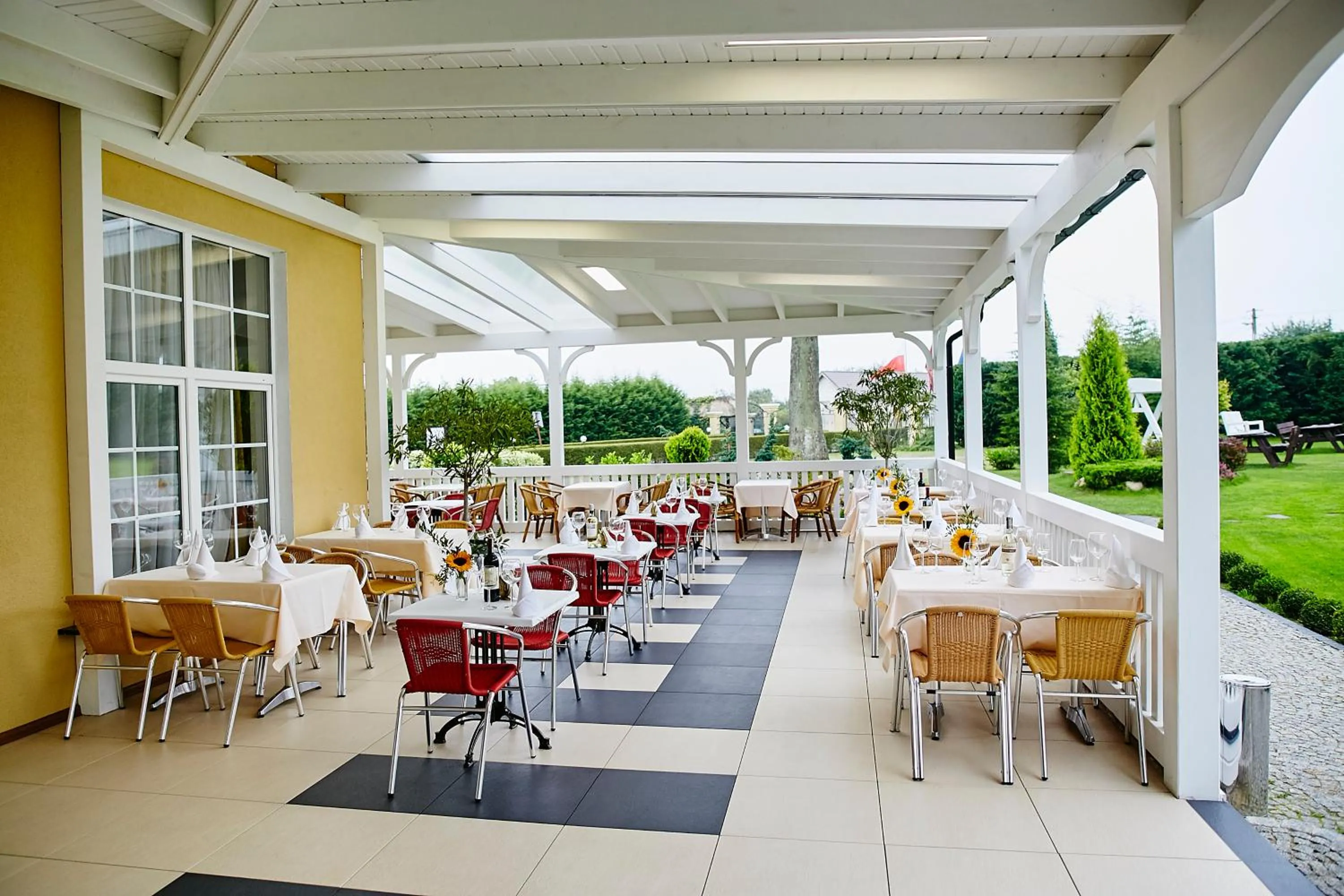 Restaurant/places to eat in Dworek Hetmanski