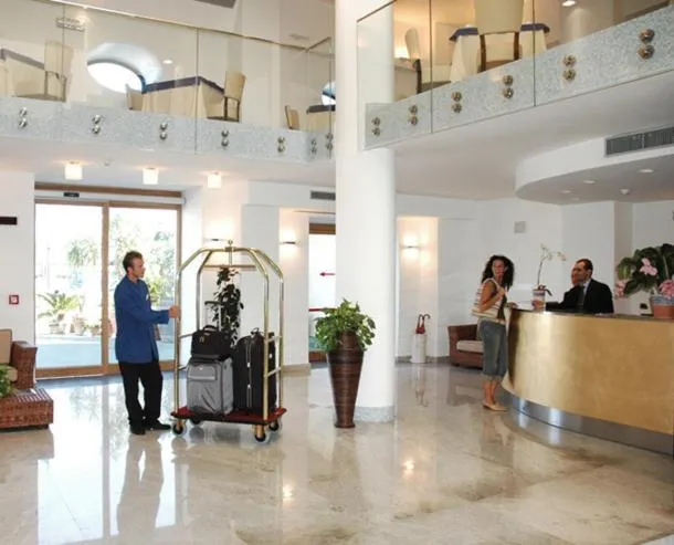 People in Hotel Villa Carolina