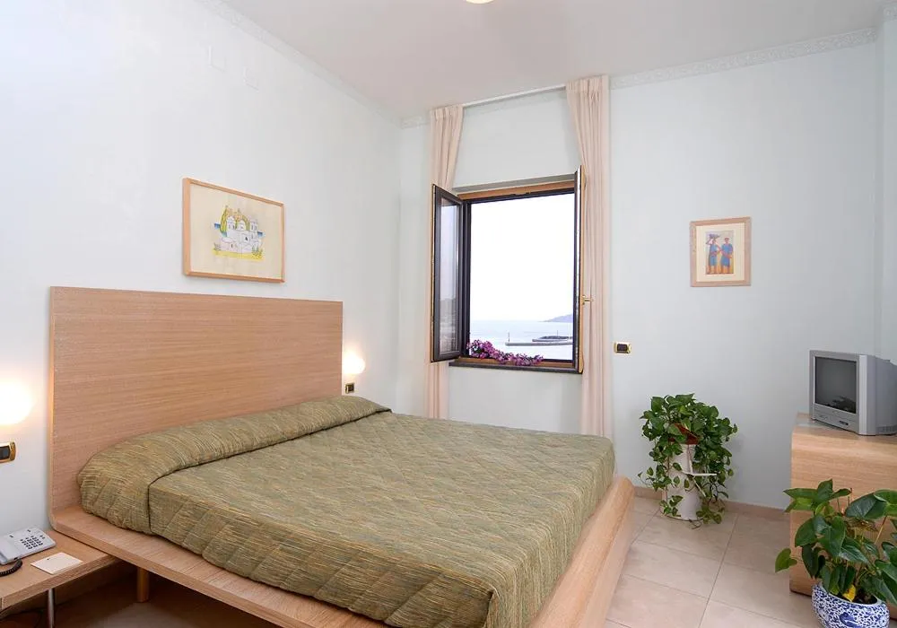 Food close-up in Hotel Villa Carolina