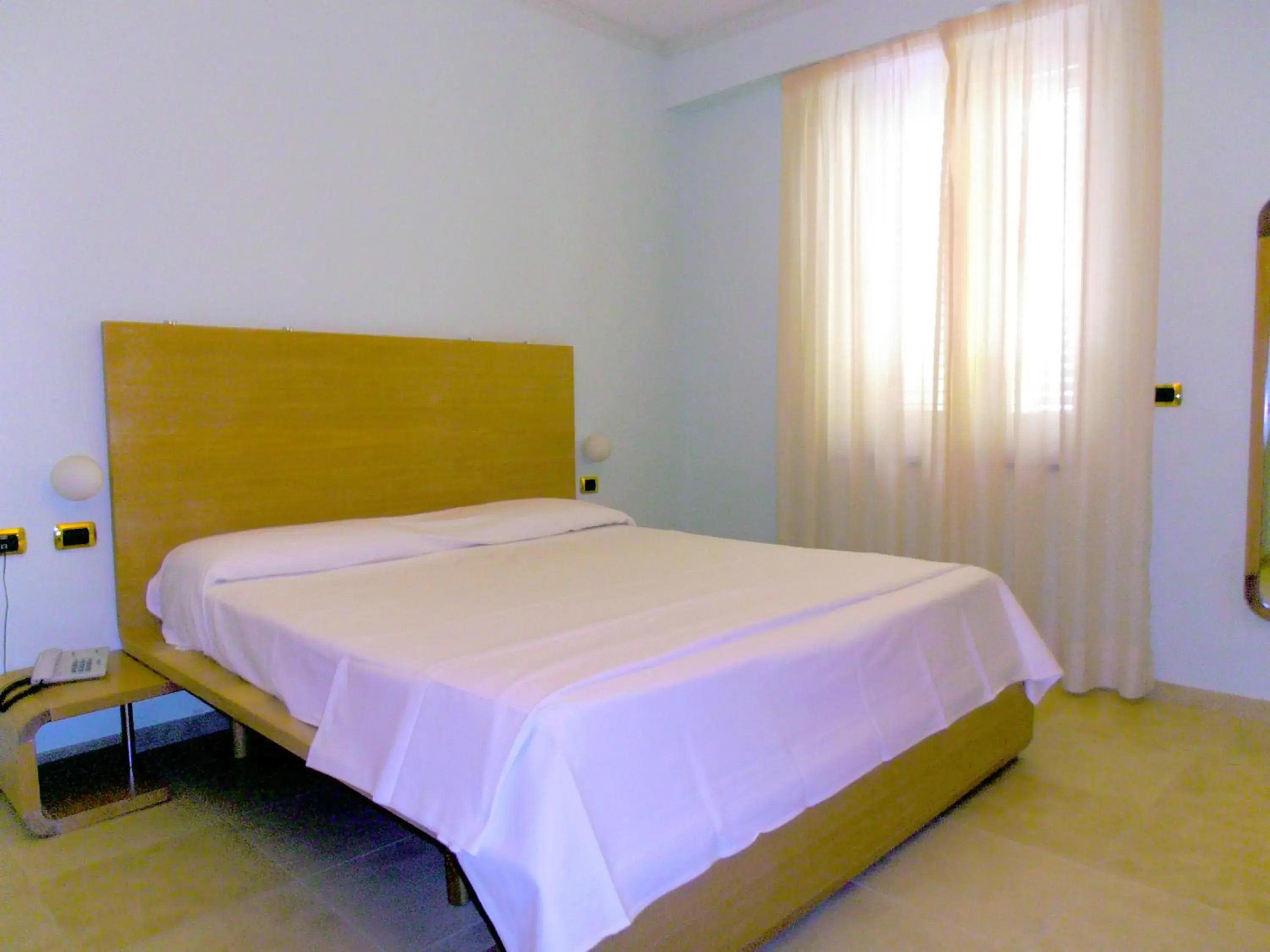 Classic Double or Twin Room in Hotel Villa Carolina Classic Double or Twin Room in Hotel Villa Carolina