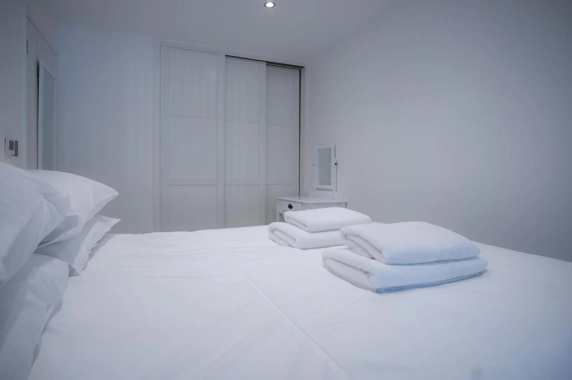 Floor plan, Bed in Beach Court - 1 Bedroom Apartment - Saundersfoot