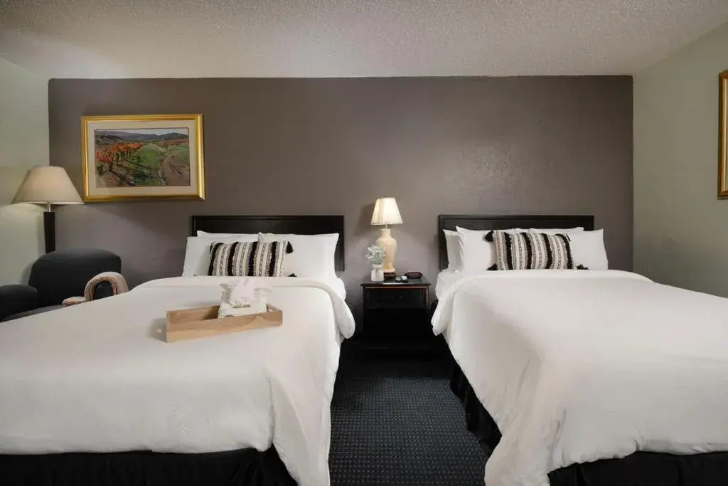 Basic Double in The Westerner - Extended Stay Basic Double in The Westerner - Extended Stay