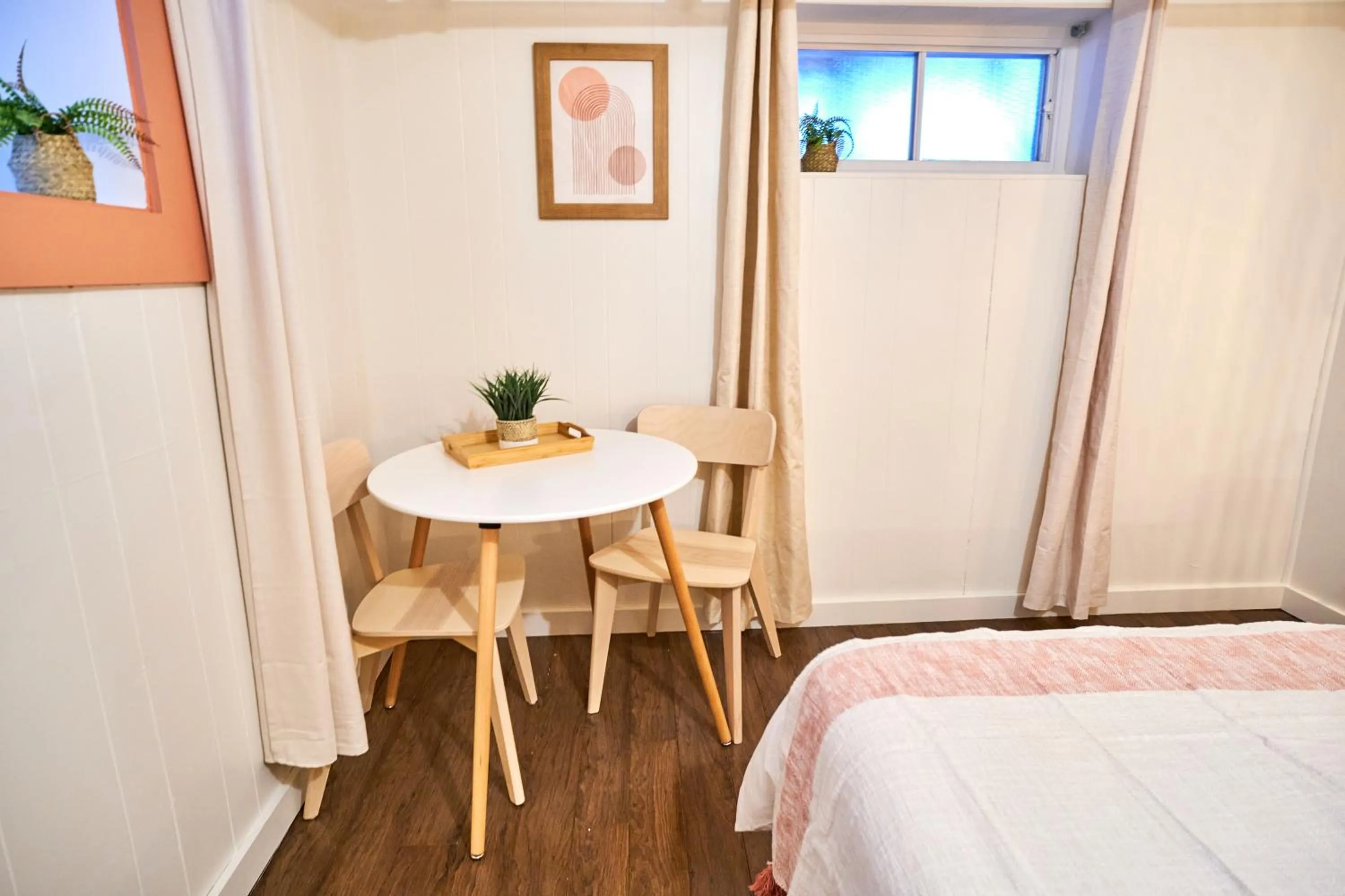 Bed in AUBERGE DU DIMANCHE - Hotel - Fjord-du-Saguenay - l'Anse-Saint-Jean - Riviere-Eternite