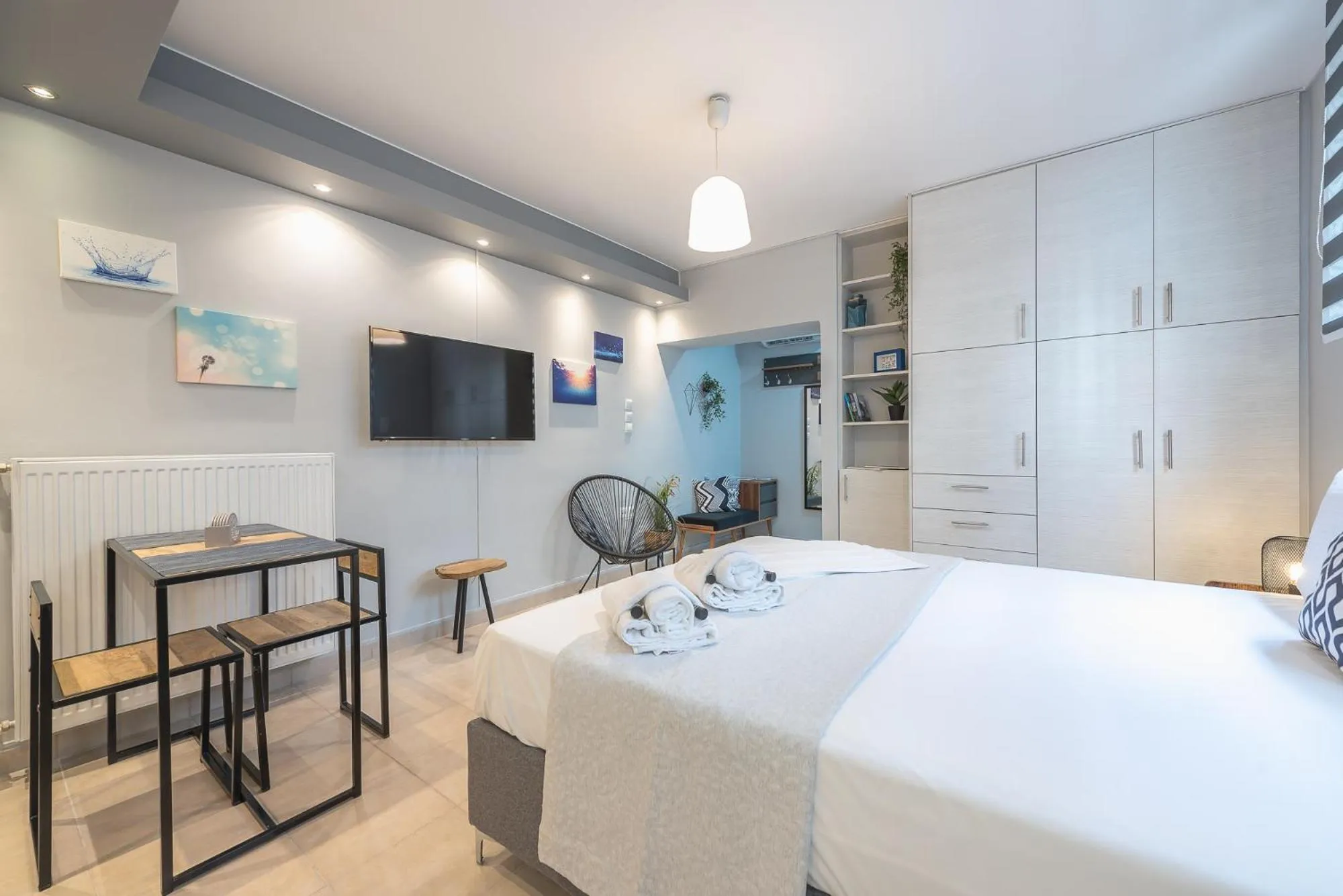 Bed in The Boutique Studio by CloudKeys