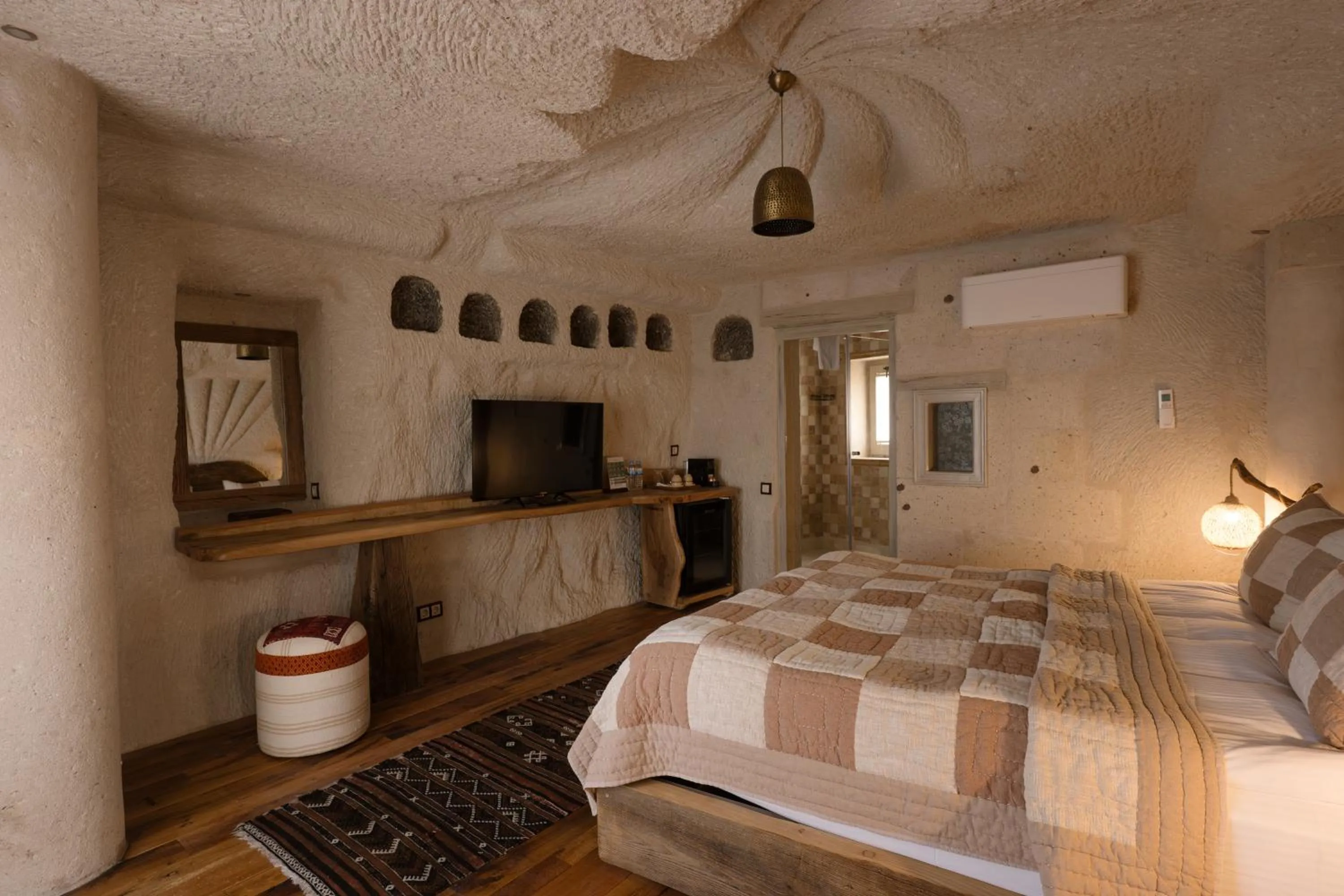 Bed in Cappadocia Cave Suites Adult Only