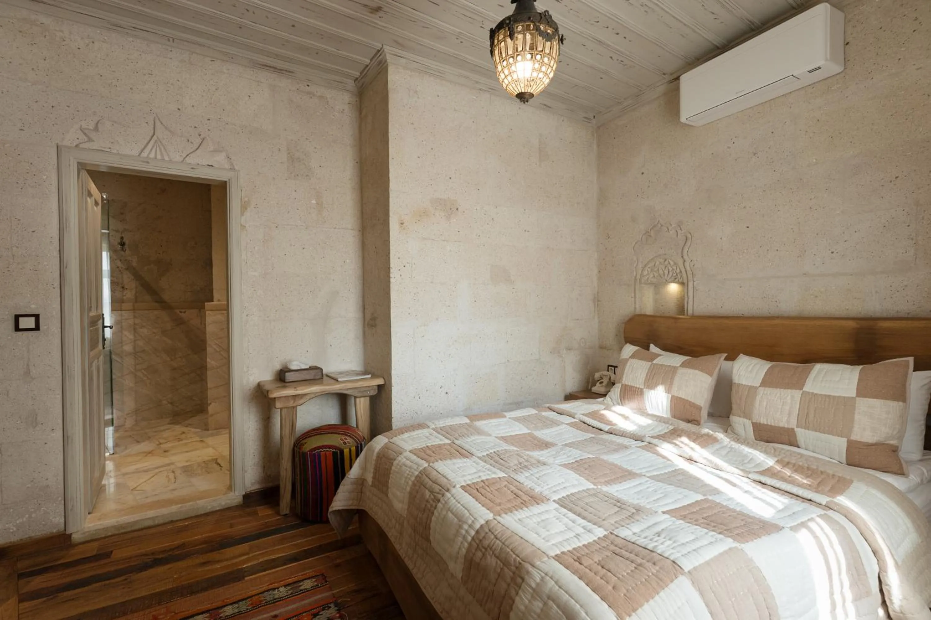 Bed in Cappadocia Cave Suites Adult Only