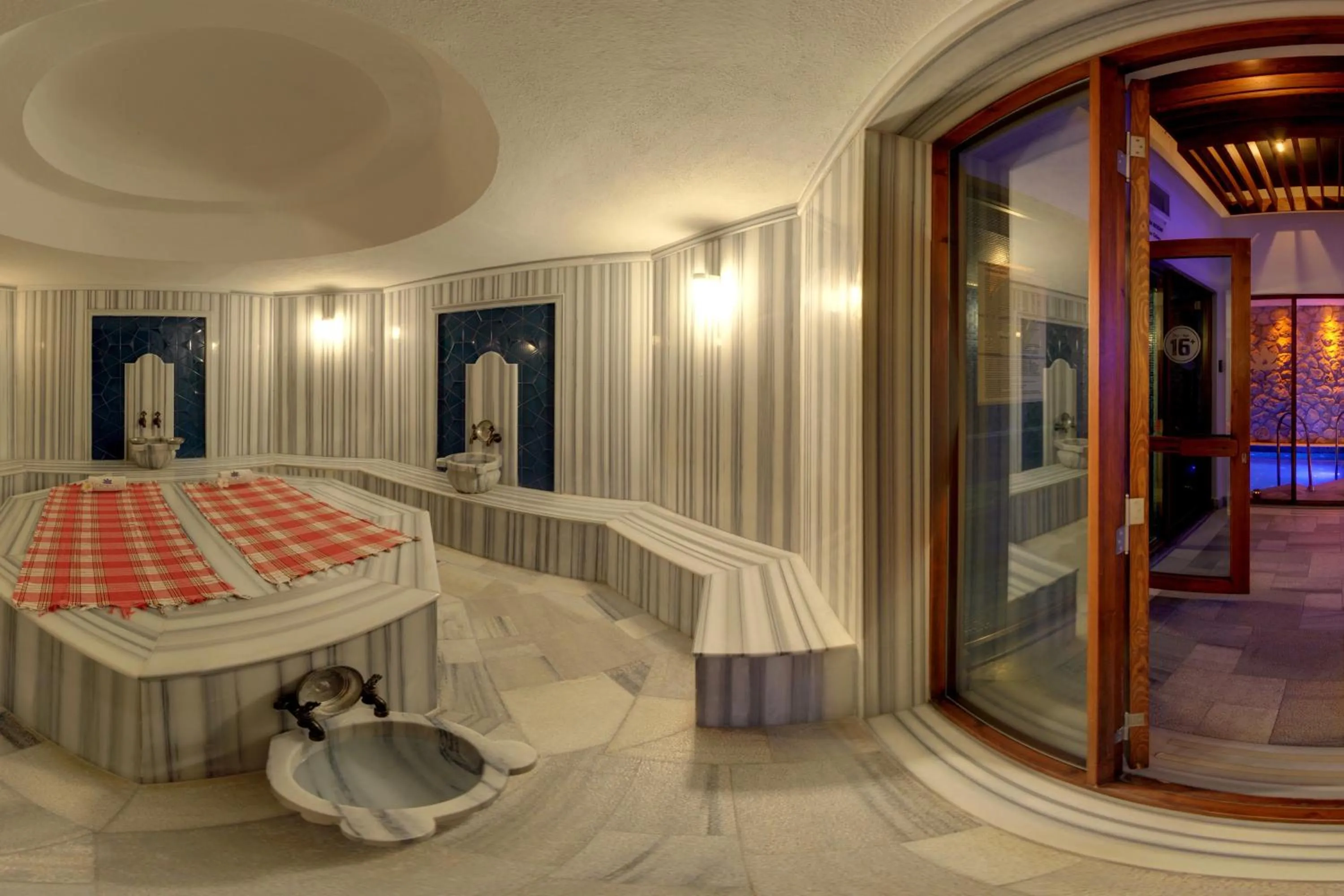 Massage in Montana Pine Resort - All Inclusive