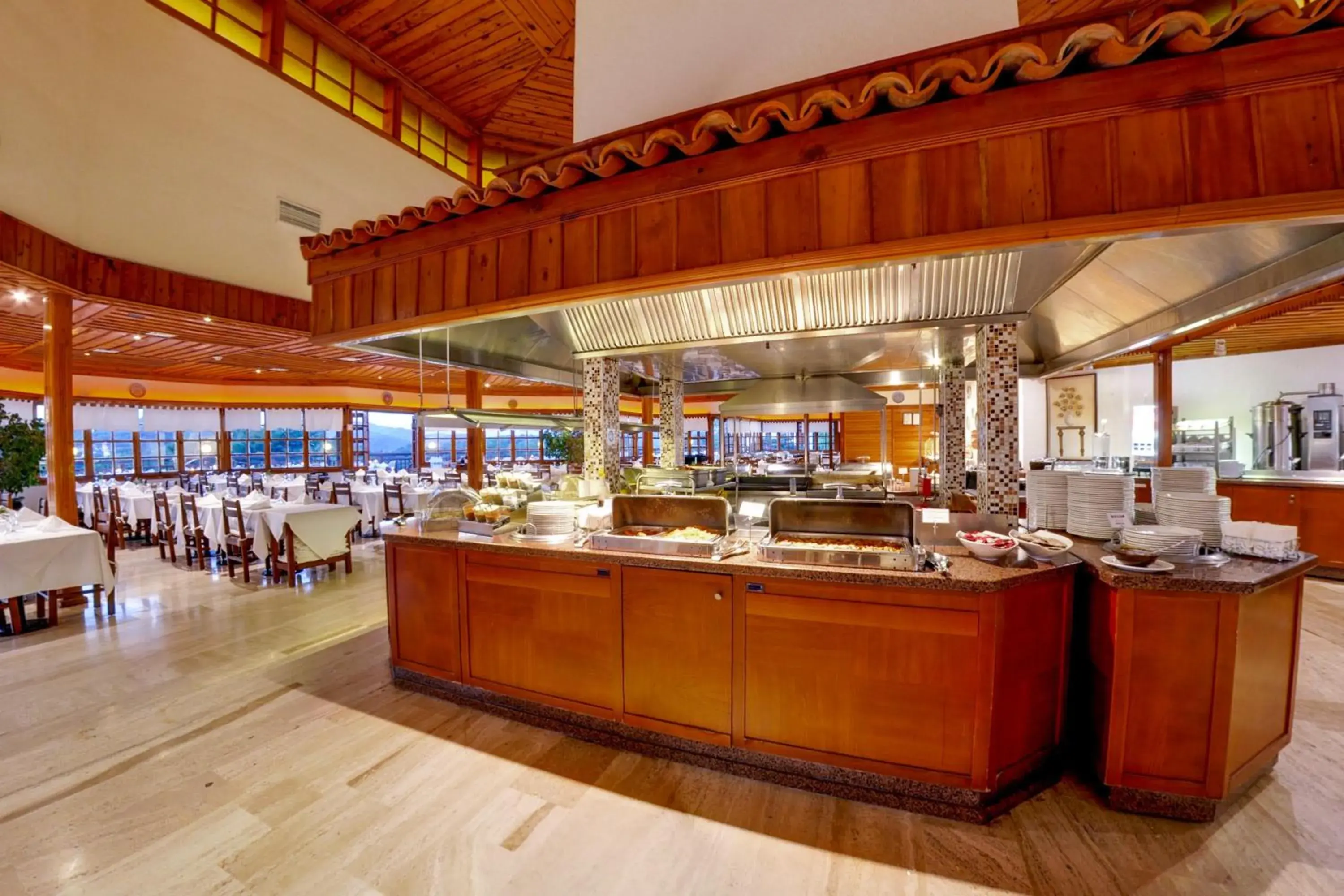 Restaurant/places to eat in Montana Pine Resort - All Inclusive Restaurant/places to eat in Montana Pine Resort - All Inclusive