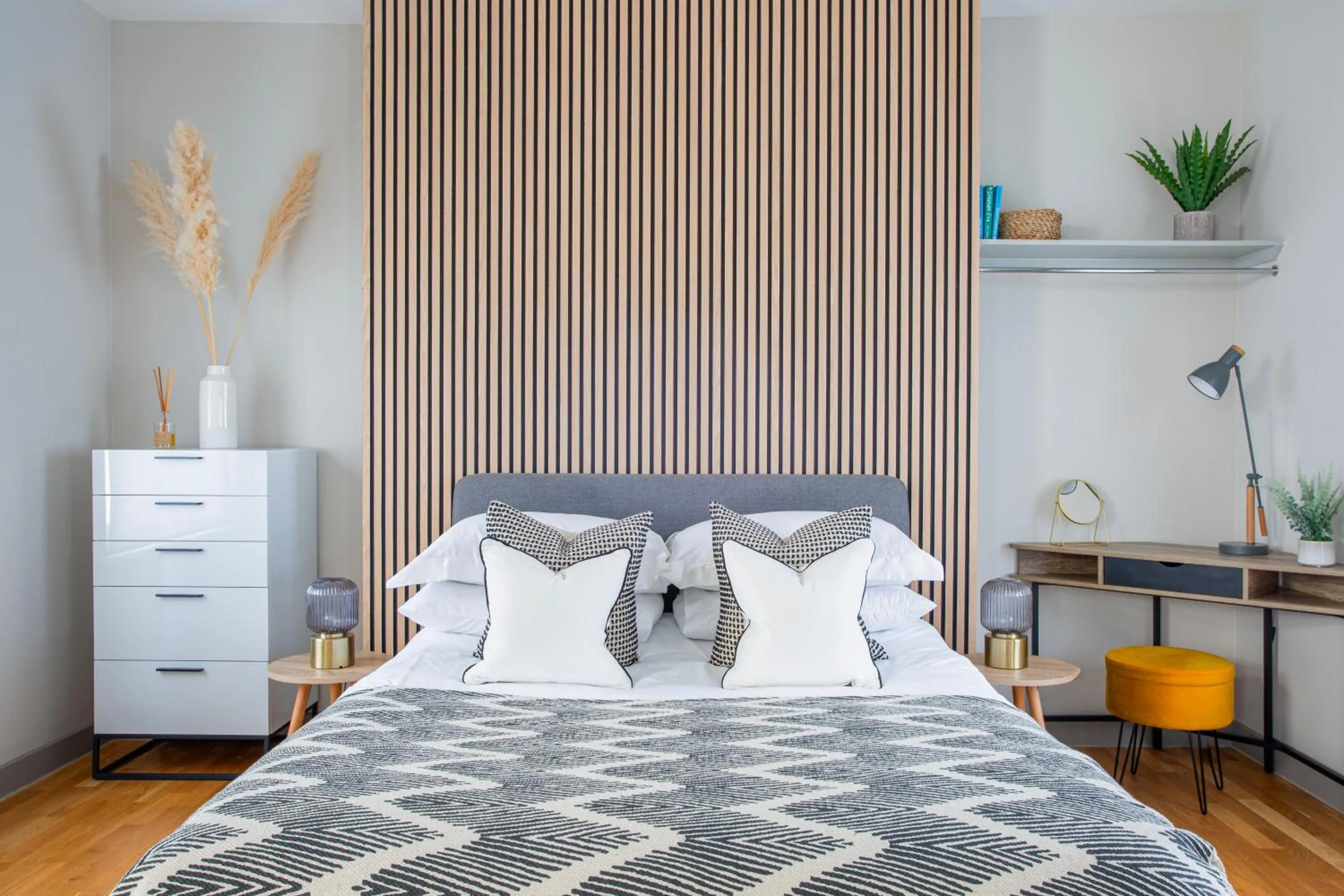 Bed in Eden Grove - Islington - Studio Apartment